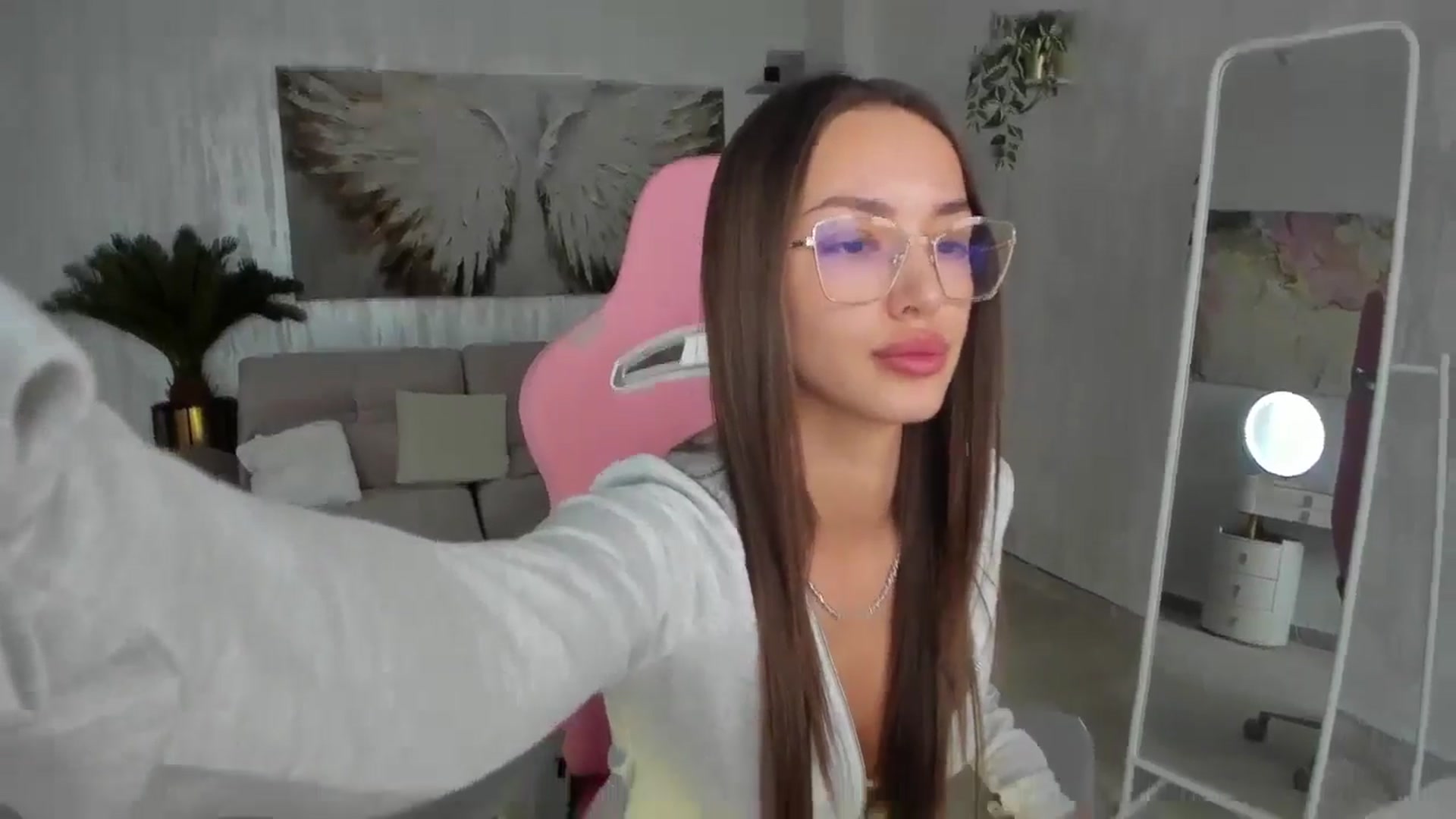 Gallery image thumbnail from Tiffany_H's myfreecams stream on, 02/13/2026, 08:40 image 5 of 20