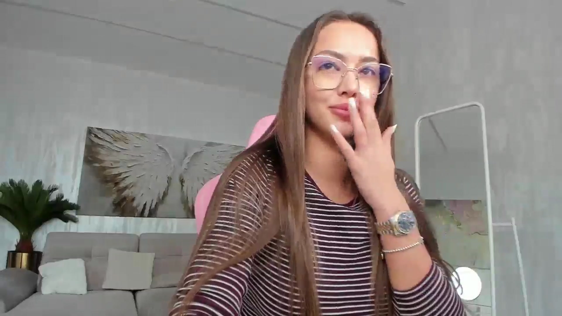 Gallery image thumbnail from Tiffany_H's myfreecams stream on, 02/14/2026, 13:11 image 6 of 20