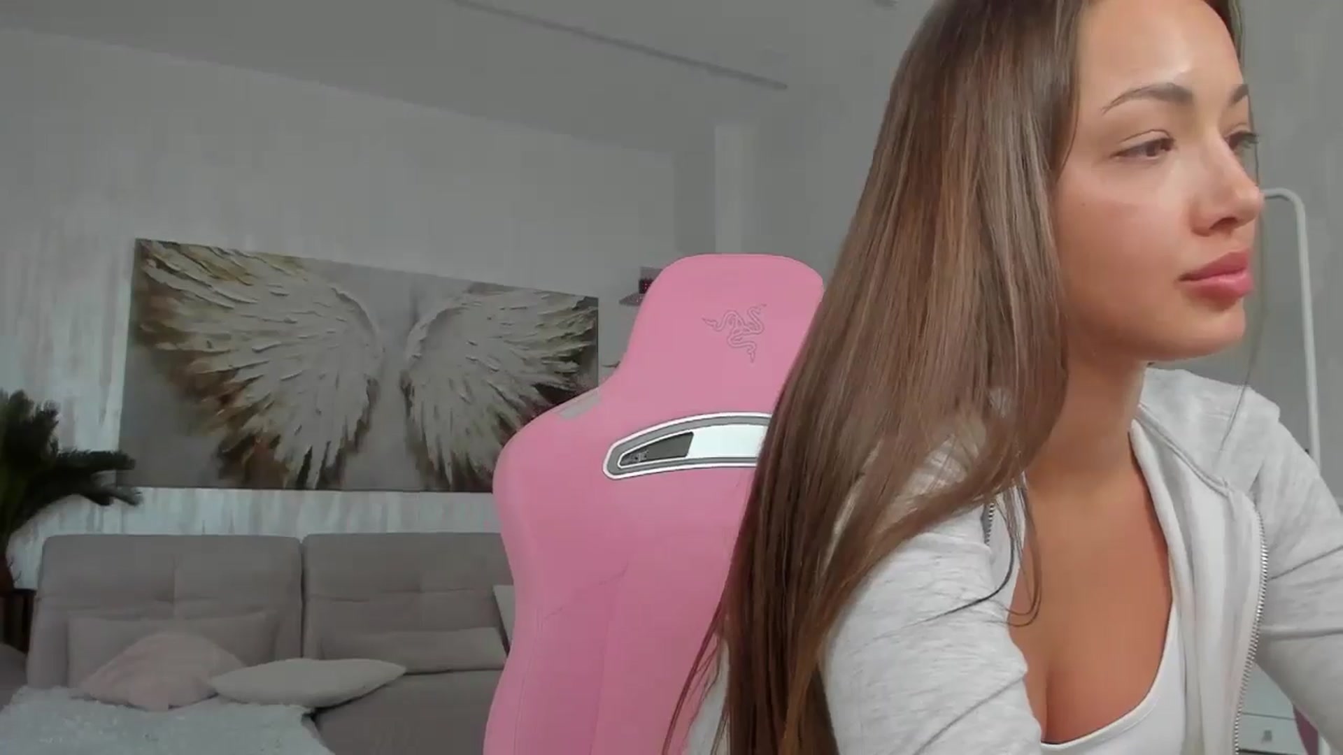 Gallery image thumbnail from Tiffany_H's myfreecams stream on, 03/16/2026, 11:48 image 19 of 20