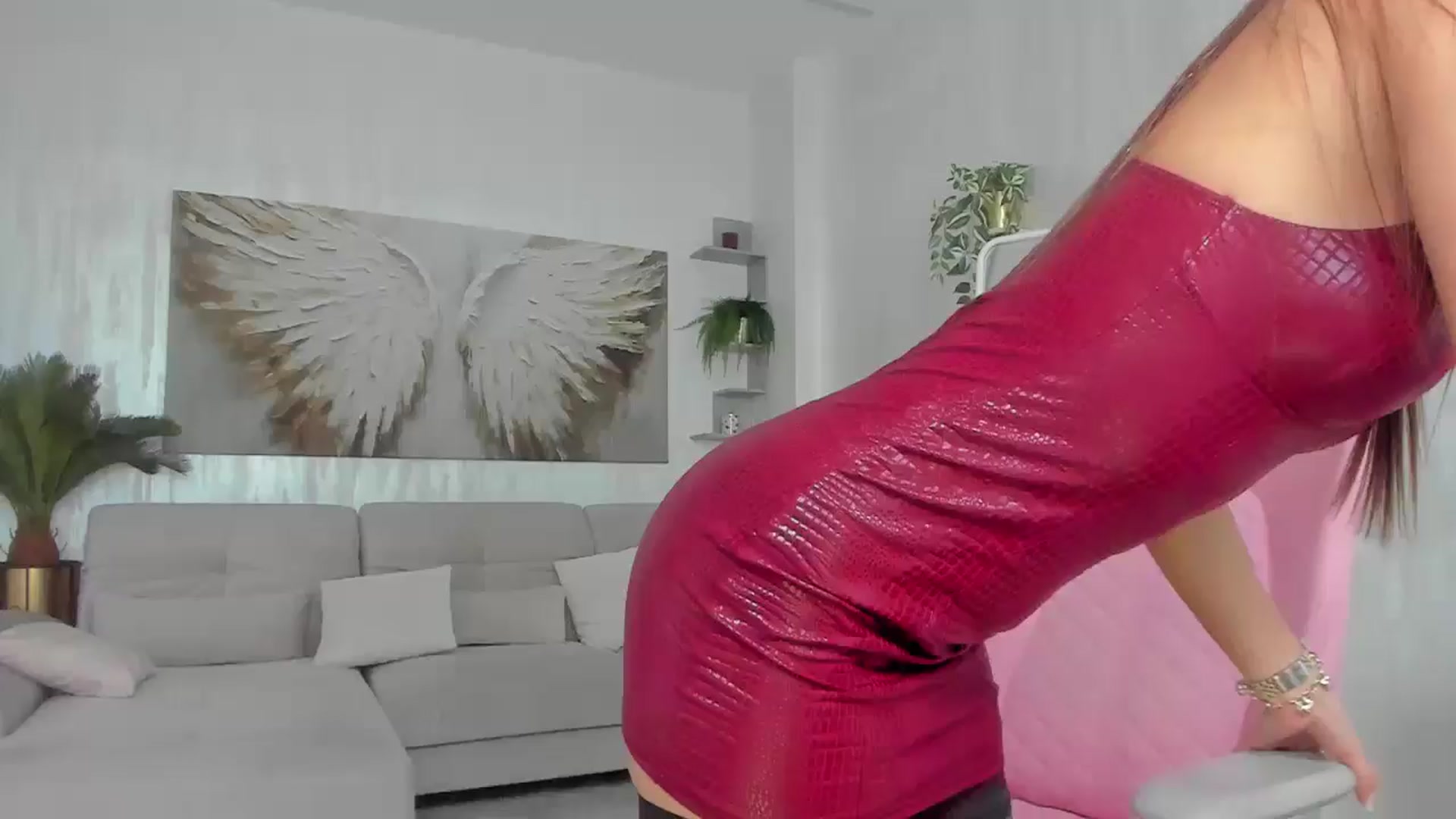 Gallery image thumbnail from Tiffany_H's myfreecams stream on, 04/08/2026, 10:00 image 1 of 20