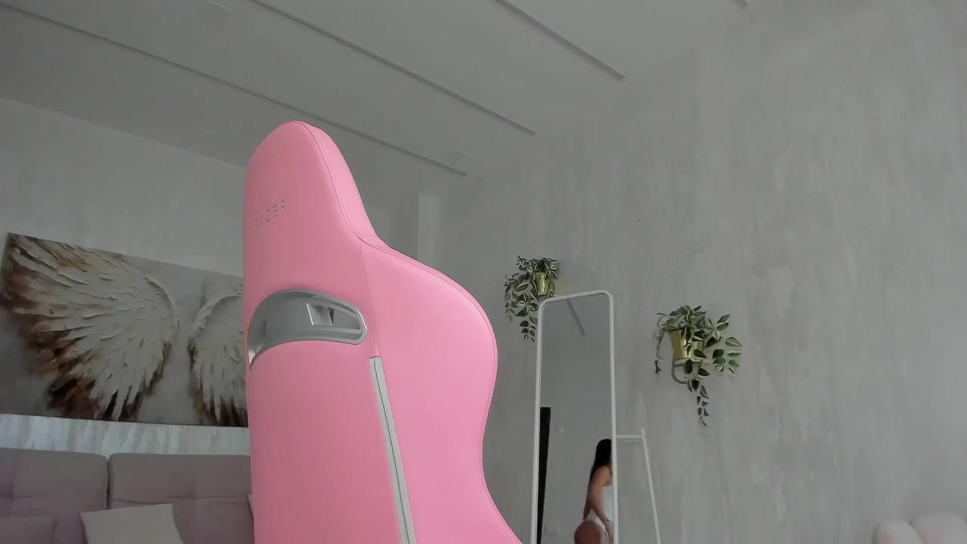 Gallery image thumbnail from Tiffany_H's myfreecams stream on, 04/25/2026, 11:14 image 12 of 20