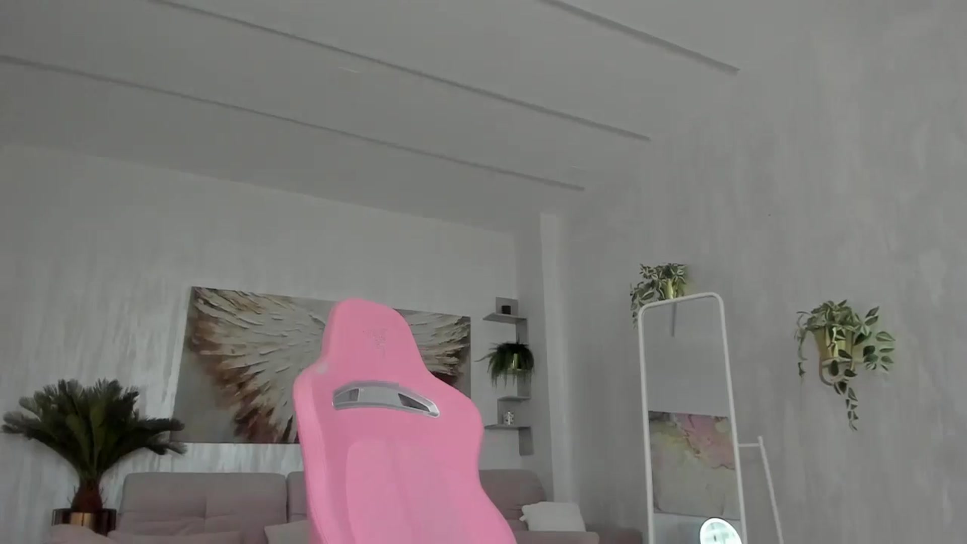 Gallery image thumbnail from Tiffany_H's myfreecams stream on, 04/28/2026, 11:14 image 6 of 20