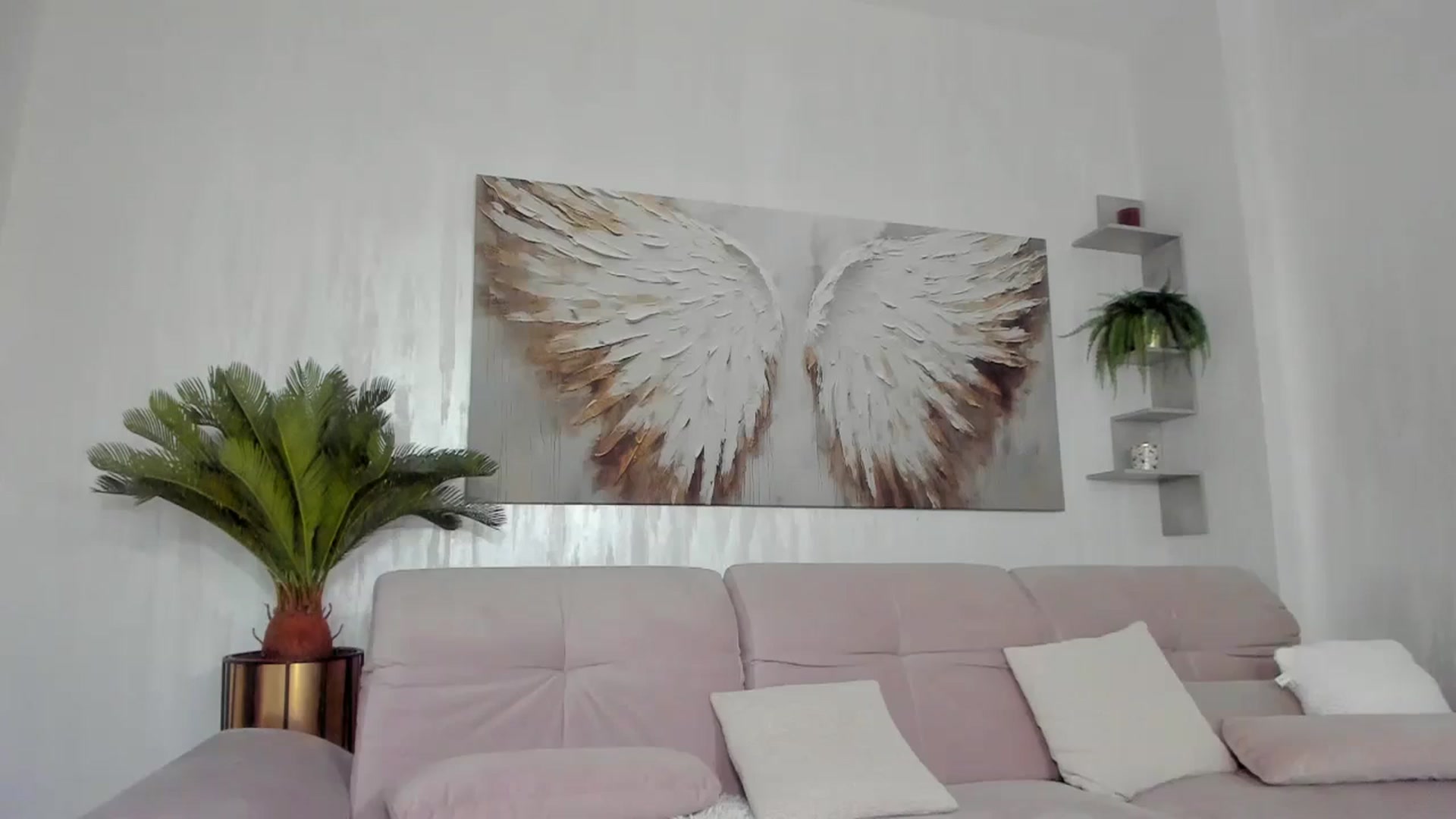 Gallery image thumbnail from Tiffany_H's myfreecams stream on, 04/28/2026, 11:14 image 15 of 20