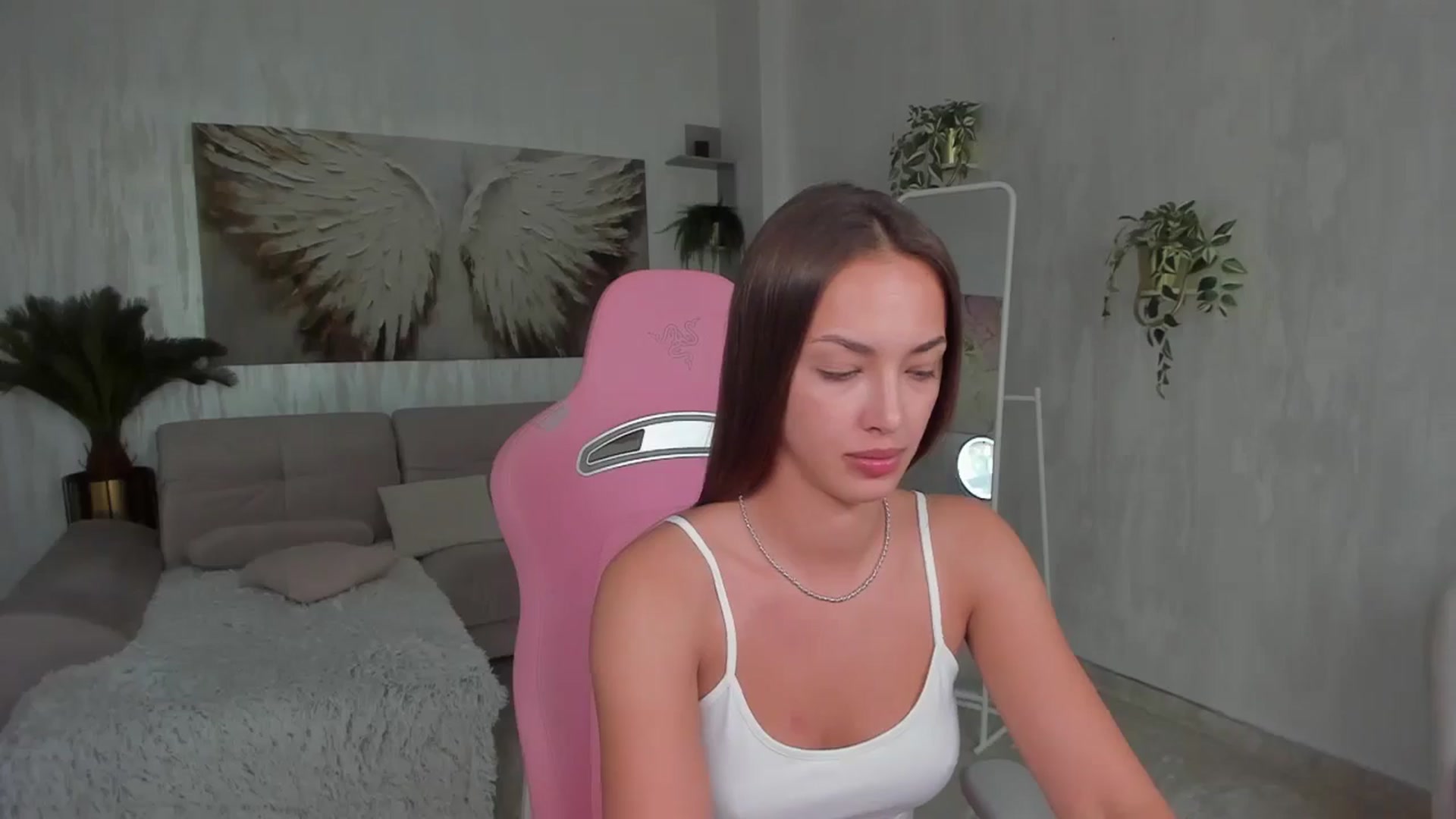 Gallery image thumbnail from Tiffany_H's myfreecams stream on, 04/28/2026, 11:14 image 18 of 20