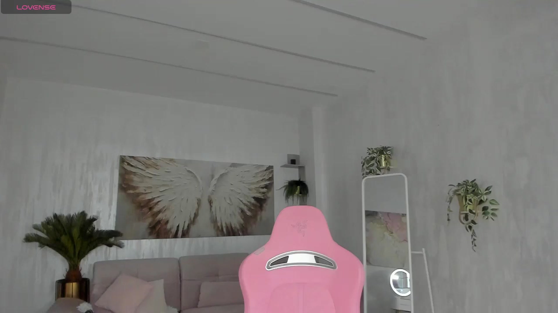 Gallery image thumbnail from Tiffany_H's myfreecams stream on, 05/01/2026, 09:38 image 19 of 20