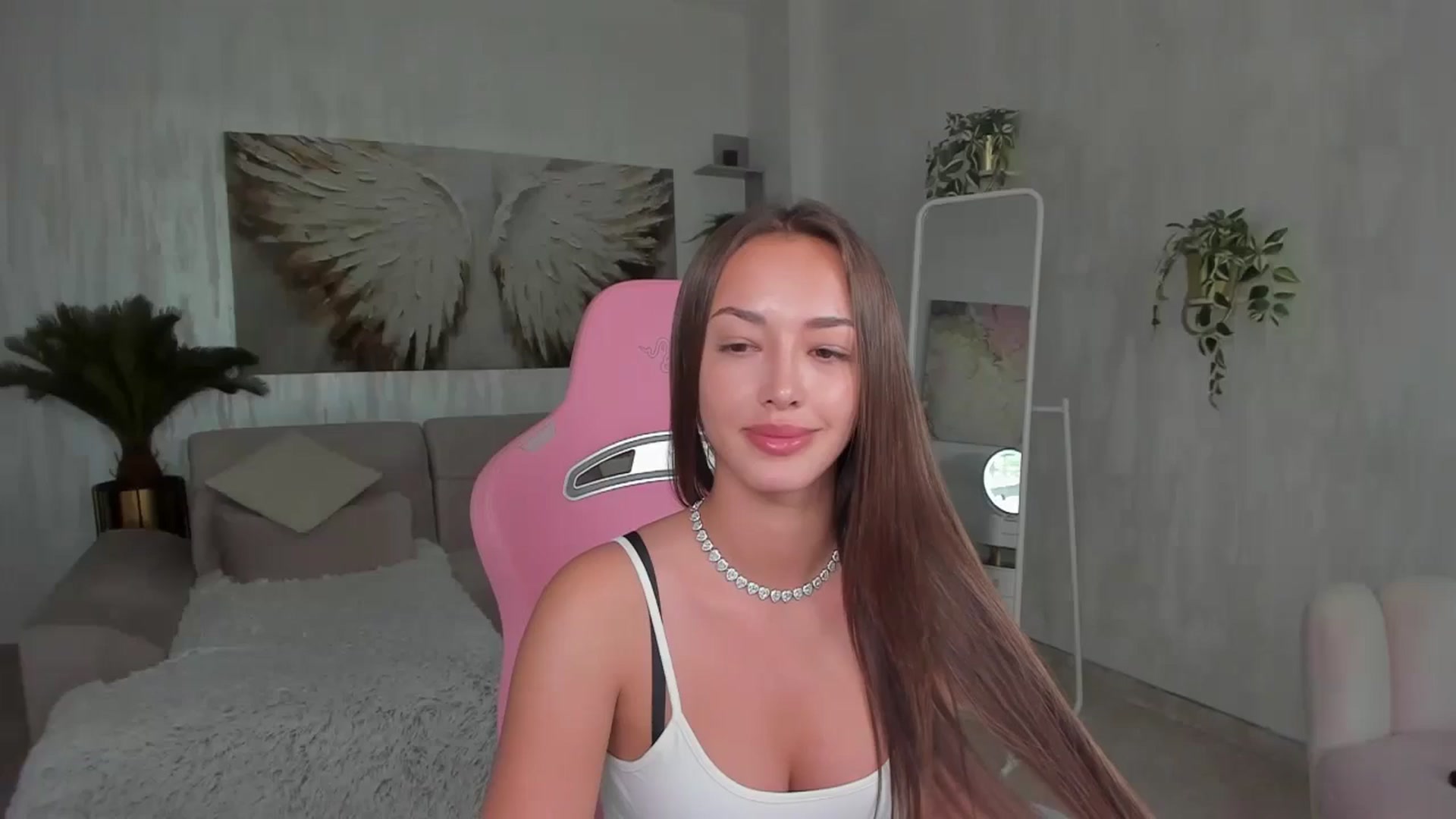 Gallery image thumbnail from Tiffany_H's myfreecams stream on, 05/07/2026, 11:00 image 19 of 20