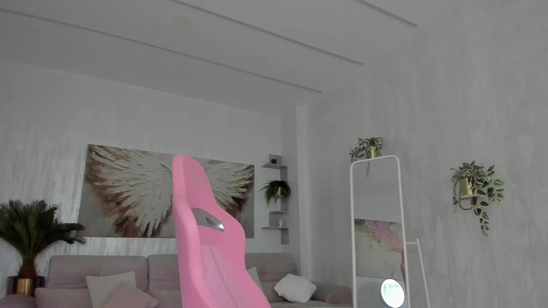 Gallery image thumbnail from Tiffany_H's myfreecams stream on, 05/09/2026, 08:37 image 10 of 20