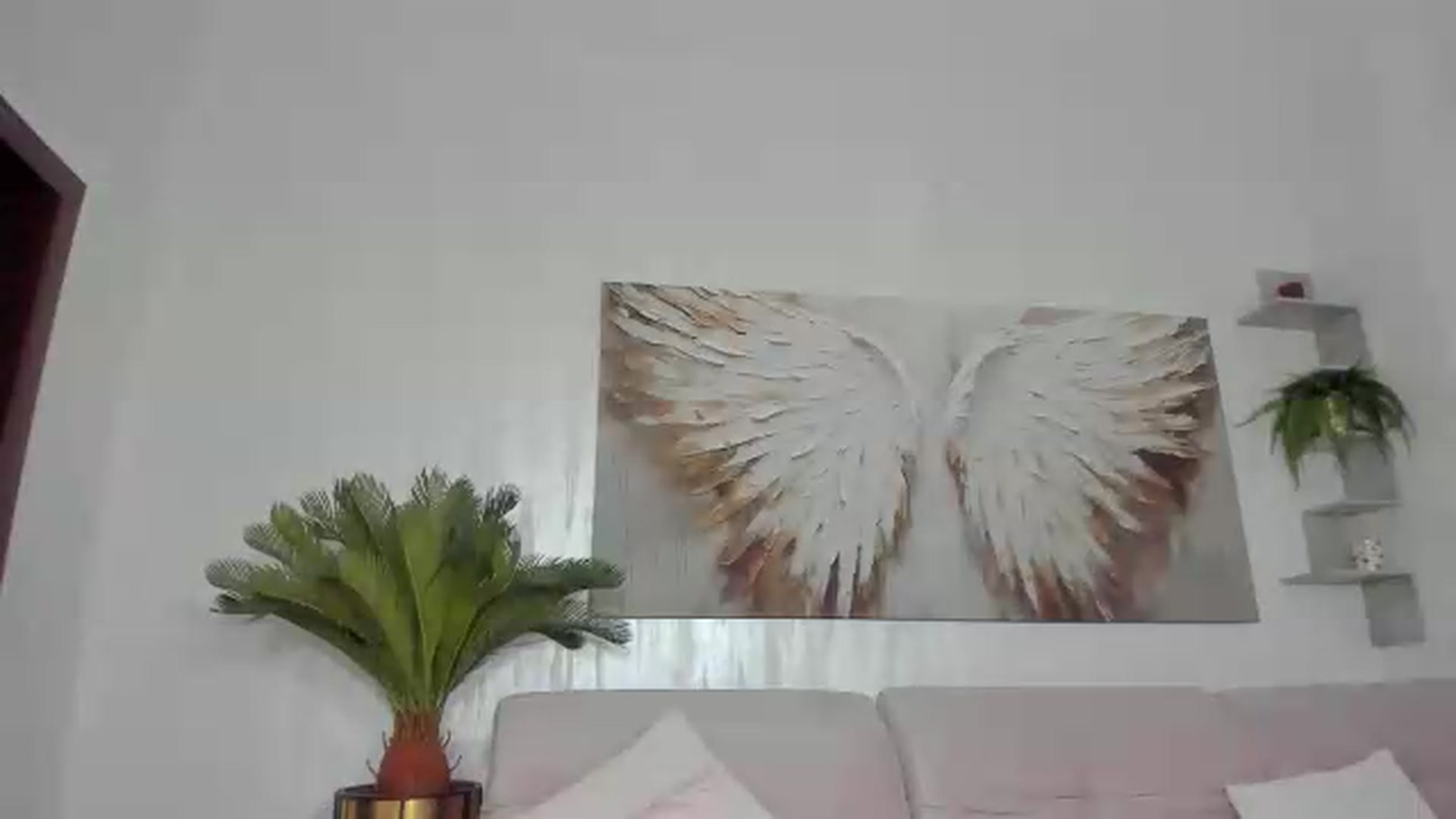 Gallery image thumbnail from Tiffany_H's myfreecams stream on, 05/15/2026, 09:29 image 13 of 20
