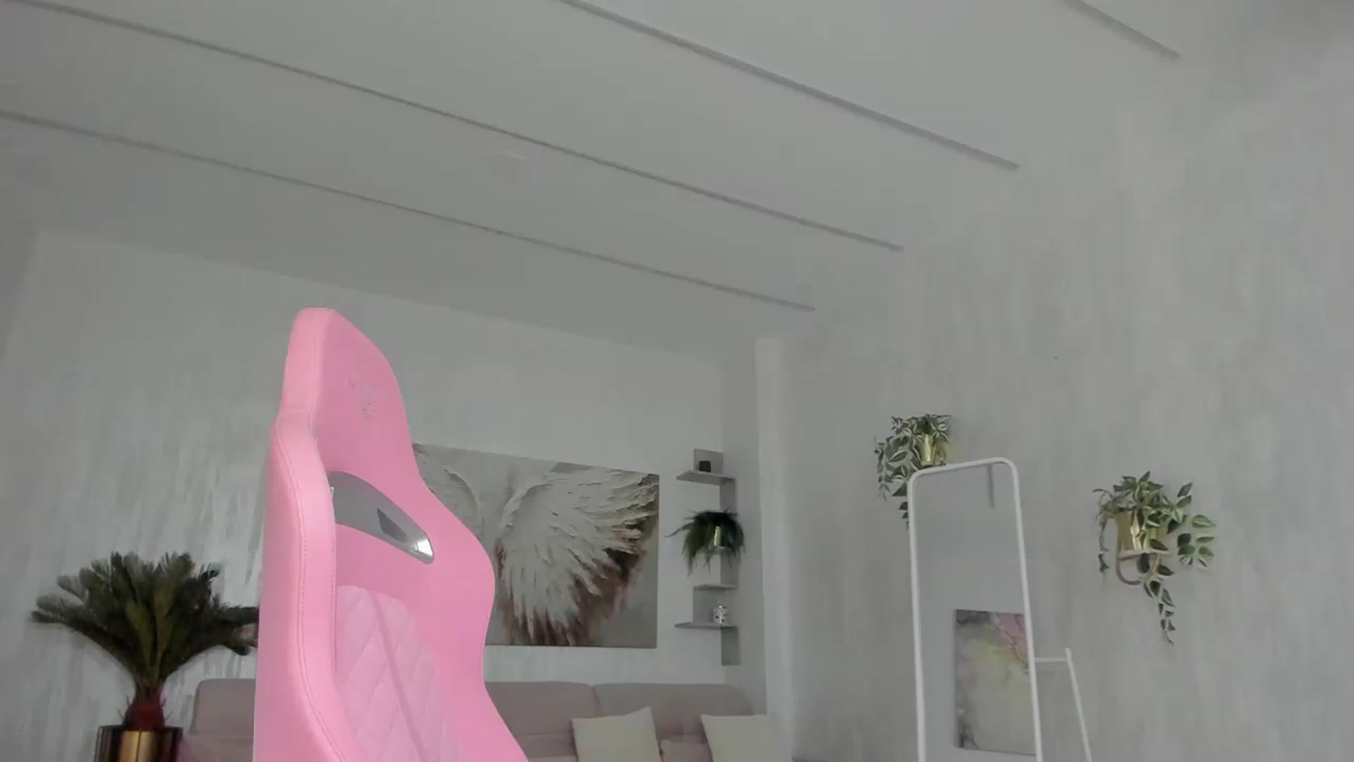 Gallery image thumbnail from Tiffany_H's myfreecams stream on, 05/30/2026, 10:35 image 6 of 20