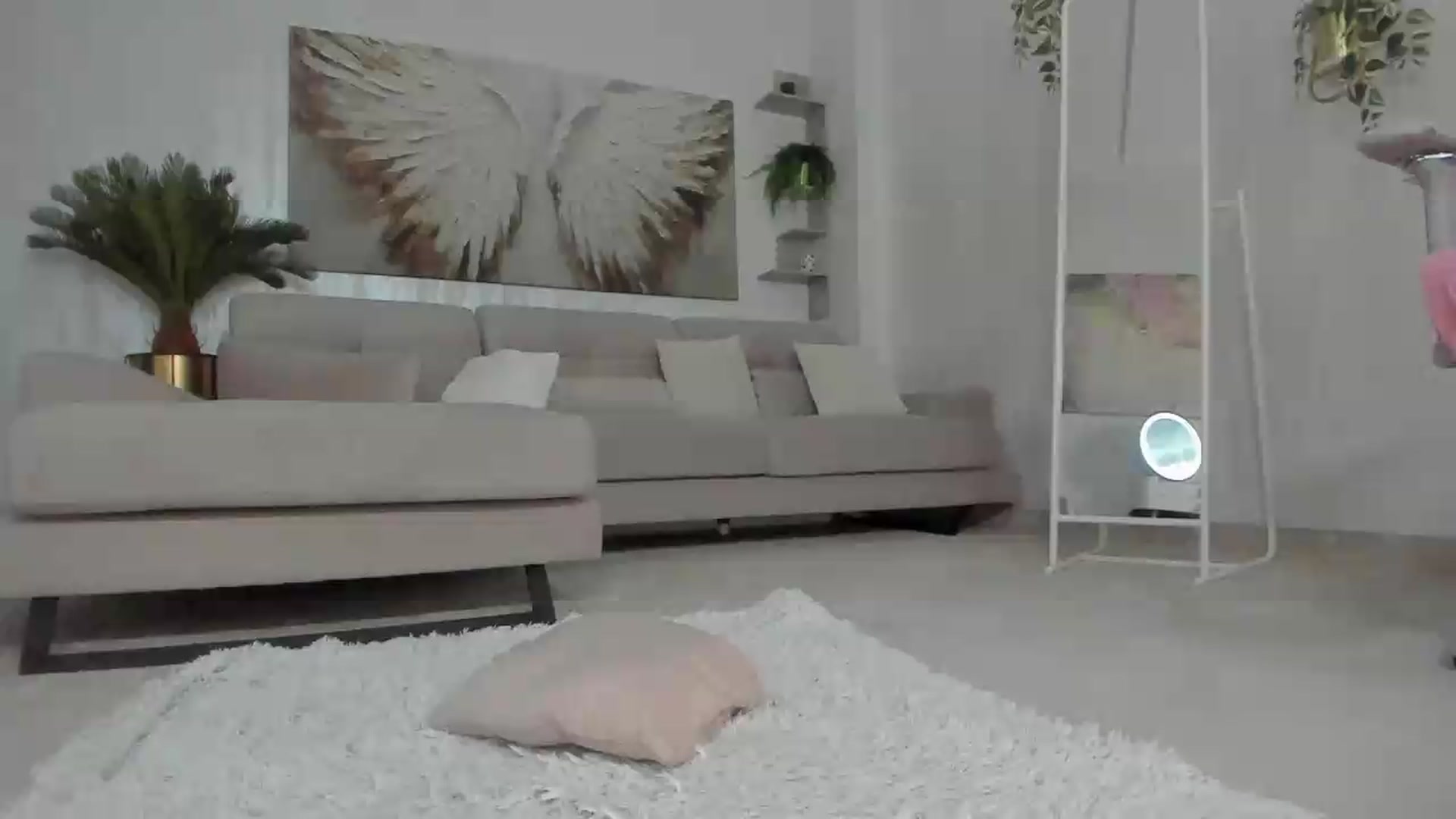 Gallery image thumbnail from Tiffany_H's myfreecams stream on, 05/30/2026, 10:35 image 1 of 20