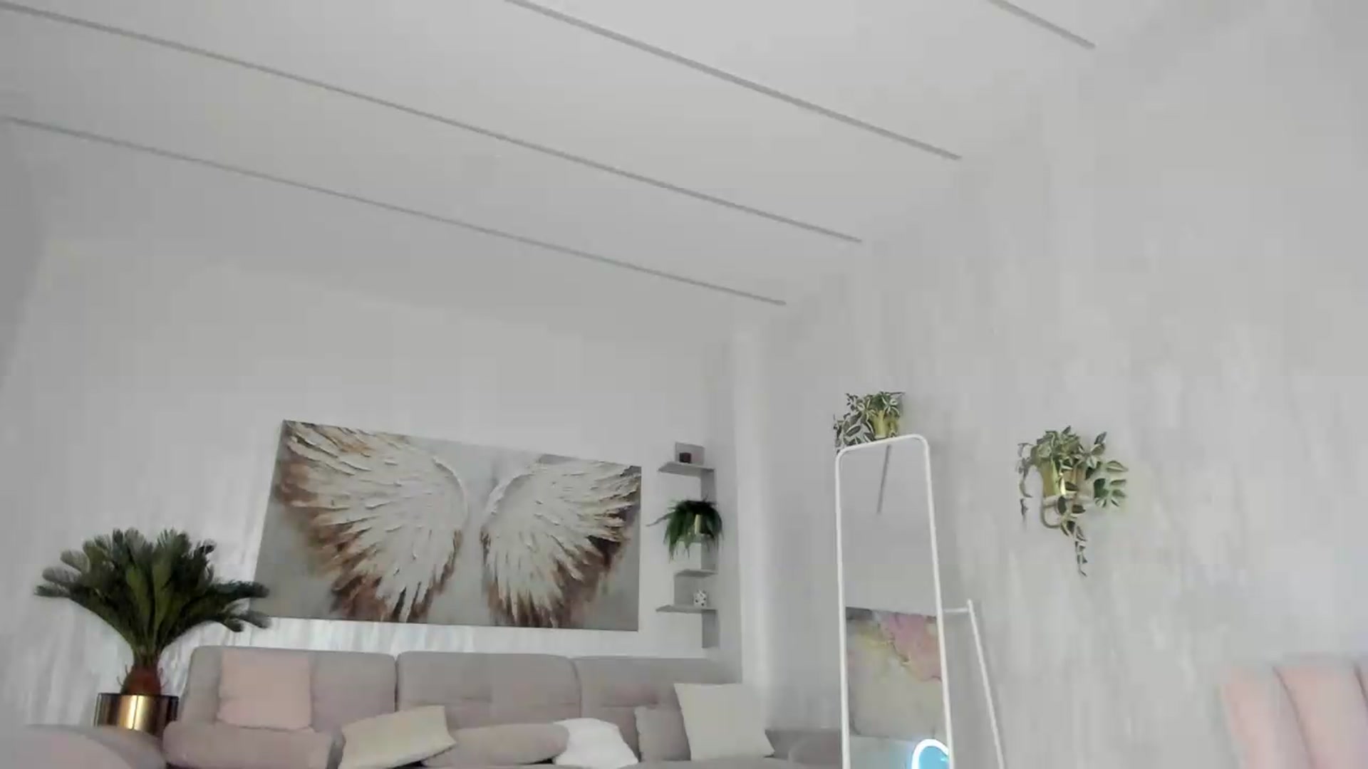 Gallery image thumbnail from Tiffany_H's myfreecams stream on, 06/12/2026, 07:25 image 6 of 20