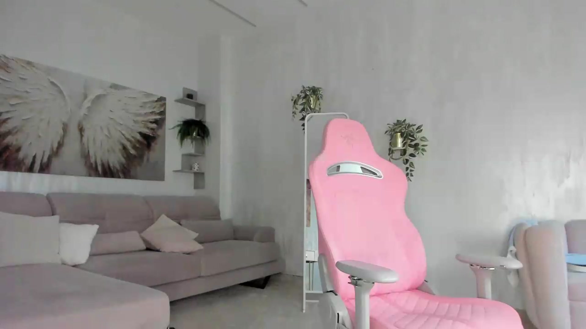 Gallery image thumbnail from Tiffany_H's myfreecams stream on, 06/23/2026, 11:07 image 6 of 20