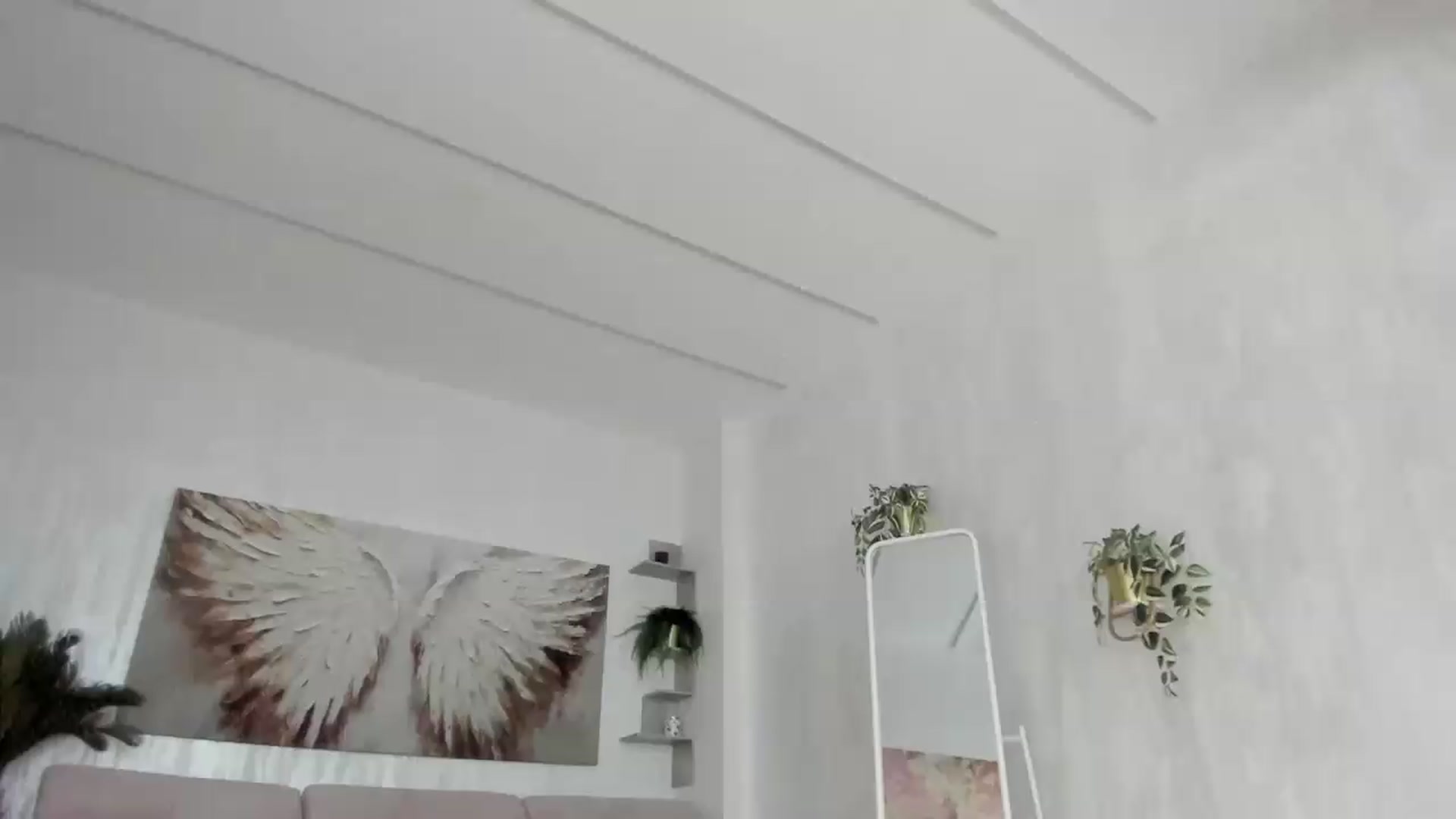 Gallery image thumbnail from Tiffany_H's myfreecams stream on, 06/25/2026, 10:44 image 17 of 20