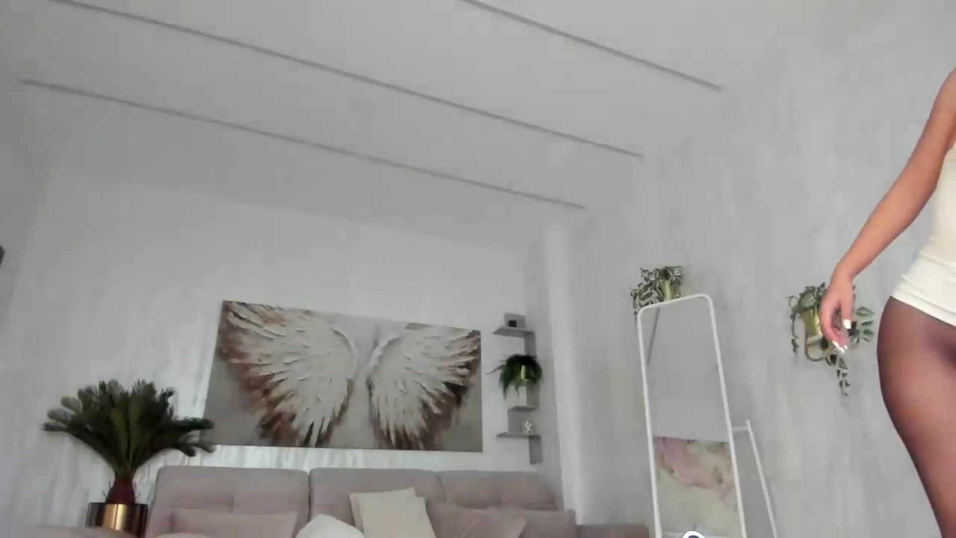 Gallery image thumbnail from Tiffany_H's myfreecams stream on, 06/27/2026, 06:31 image 4 of 20