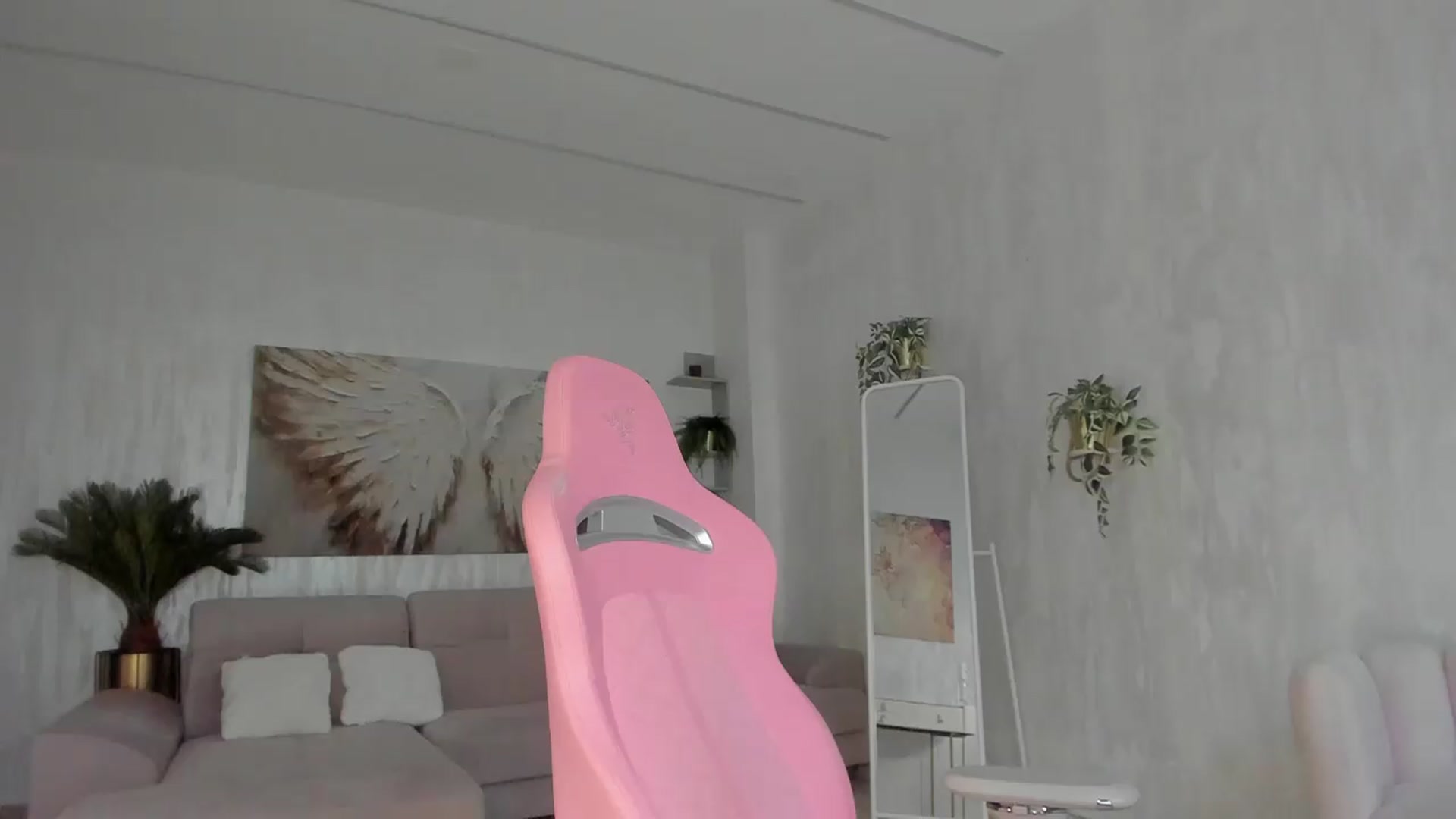 Gallery image thumbnail from Tiffany_H's myfreecams stream on, 07/09/2026, 11:12 image 9 of 20