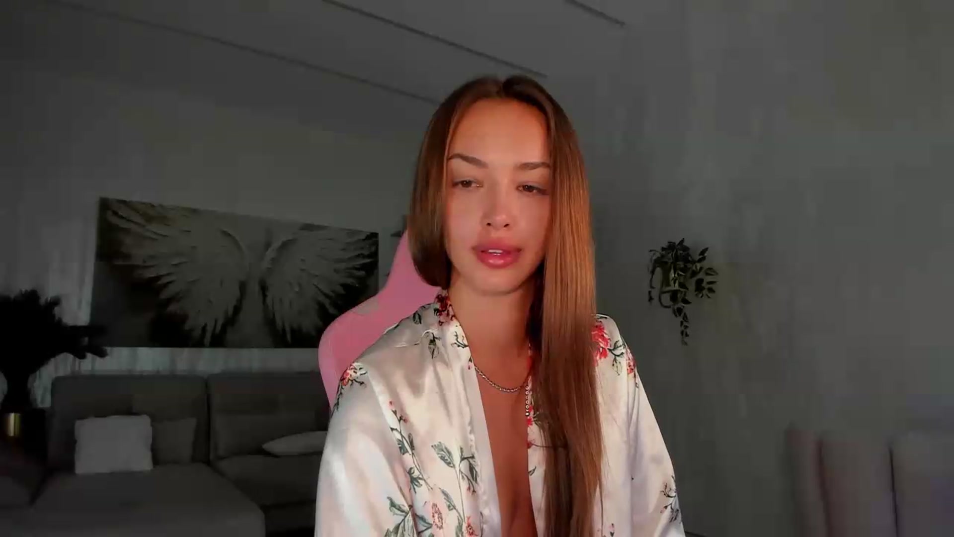 Gallery image thumbnail from Tiffany_H's myfreecams stream on, 07/14/2026, 08:56 image 18 of 20