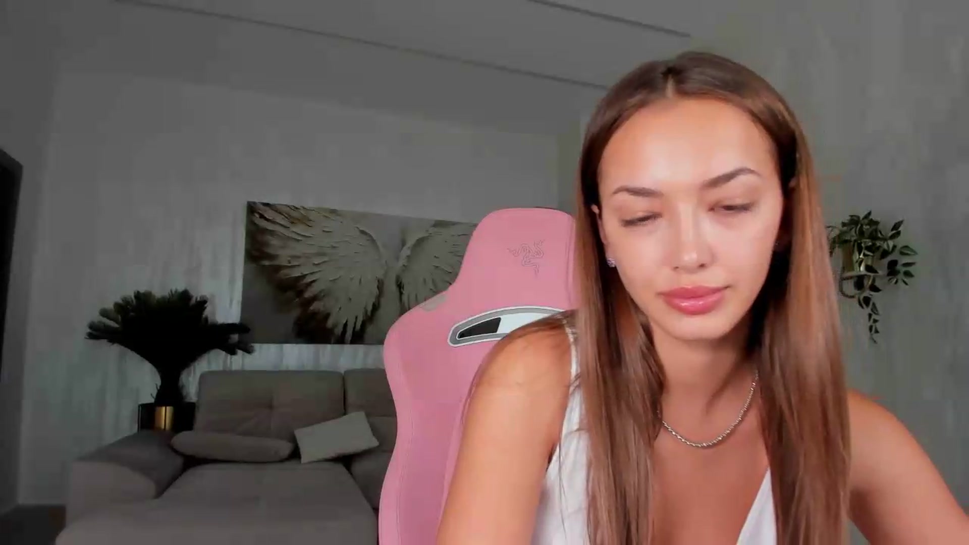 Gallery image thumbnail from Tiffany_H's myfreecams stream on, 07/18/2026, 11:27 image 12 of 20