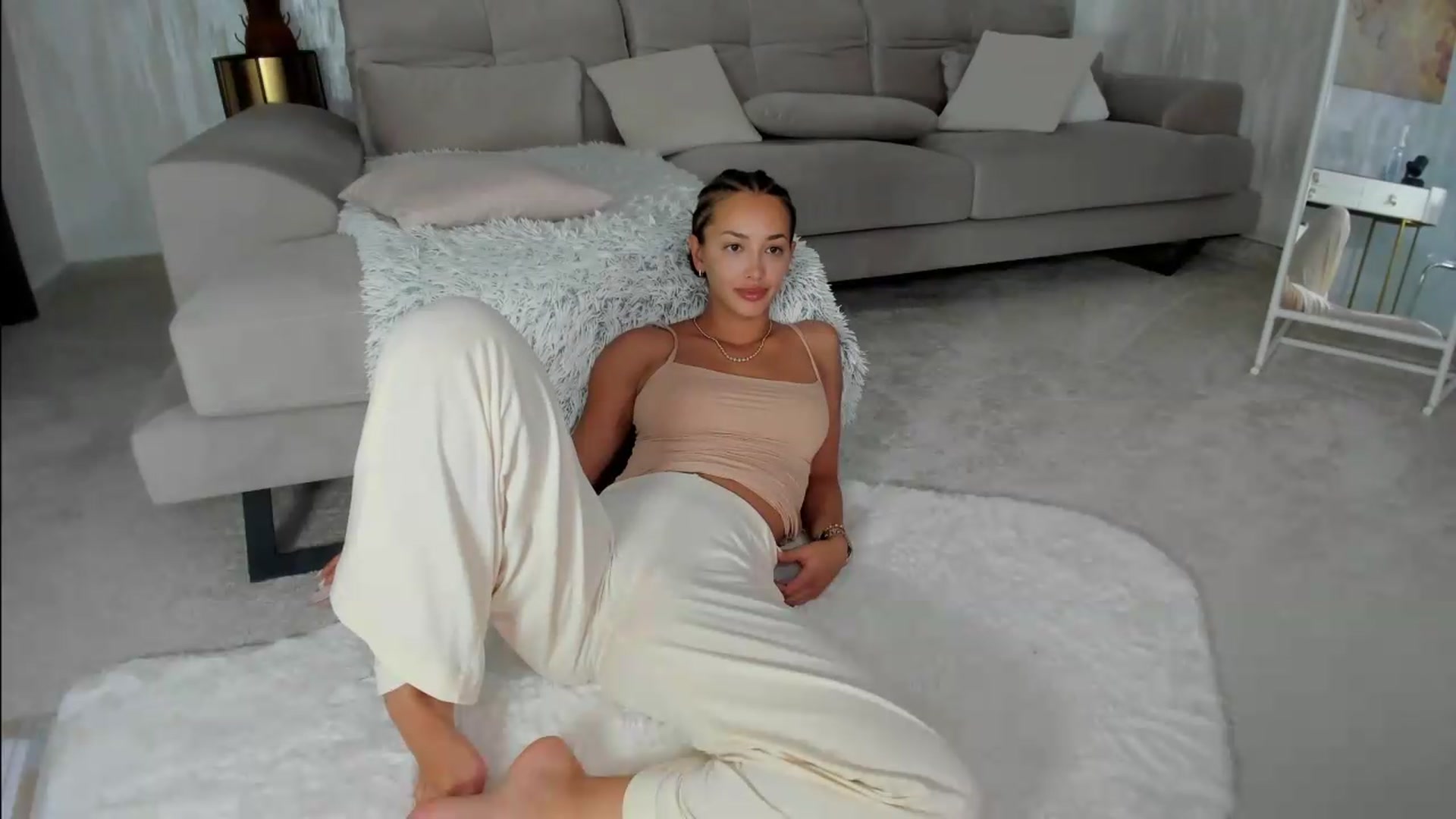 Gallery image thumbnail from Tiffany_H's myfreecams stream on, 08/07/2026, 09:17 image 8 of 20