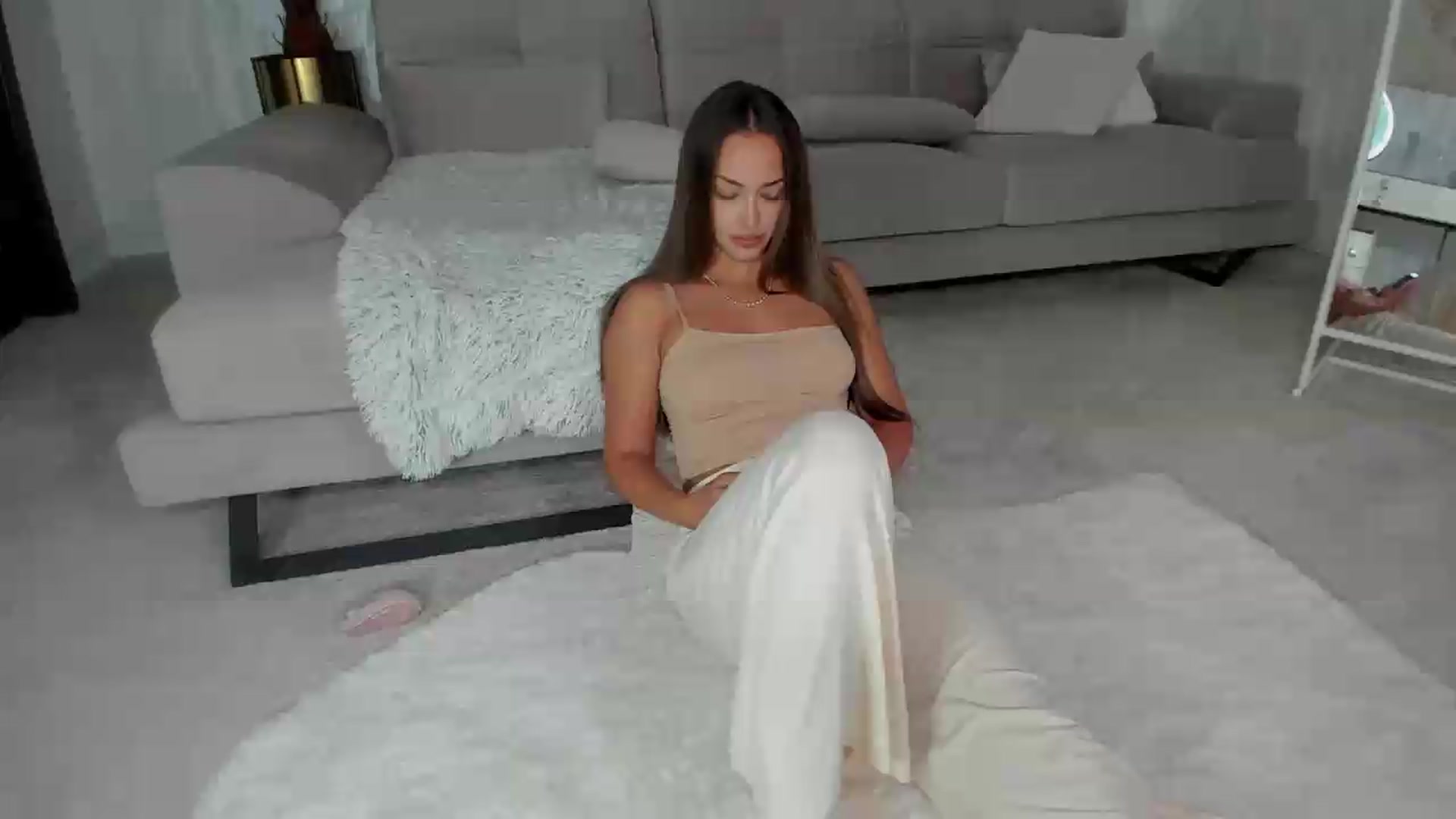 Gallery image thumbnail from Tiffany_H's myfreecams stream on, 08/11/2026, 10:10 image 1 of 20