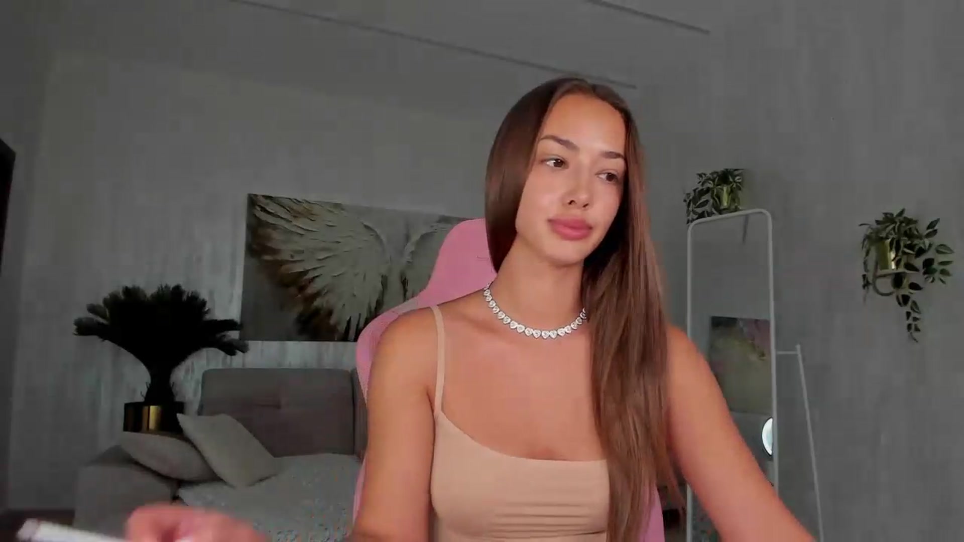 Gallery image thumbnail from Tiffany_H's myfreecams stream on, 08/13/2026, 11:29 image 13 of 20