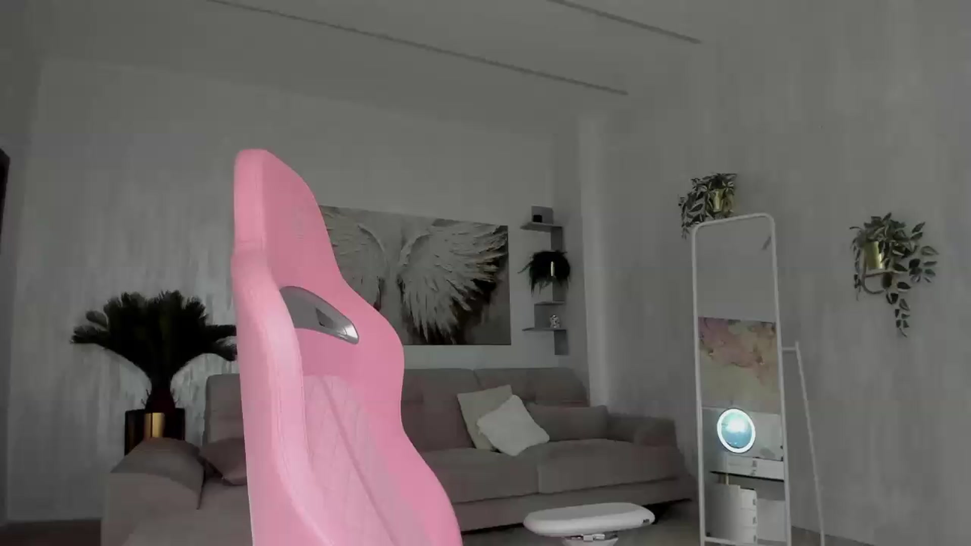 Gallery image thumbnail from Tiffany_H's myfreecams stream on, 09/14/2026, 10:36 image 5 of 20