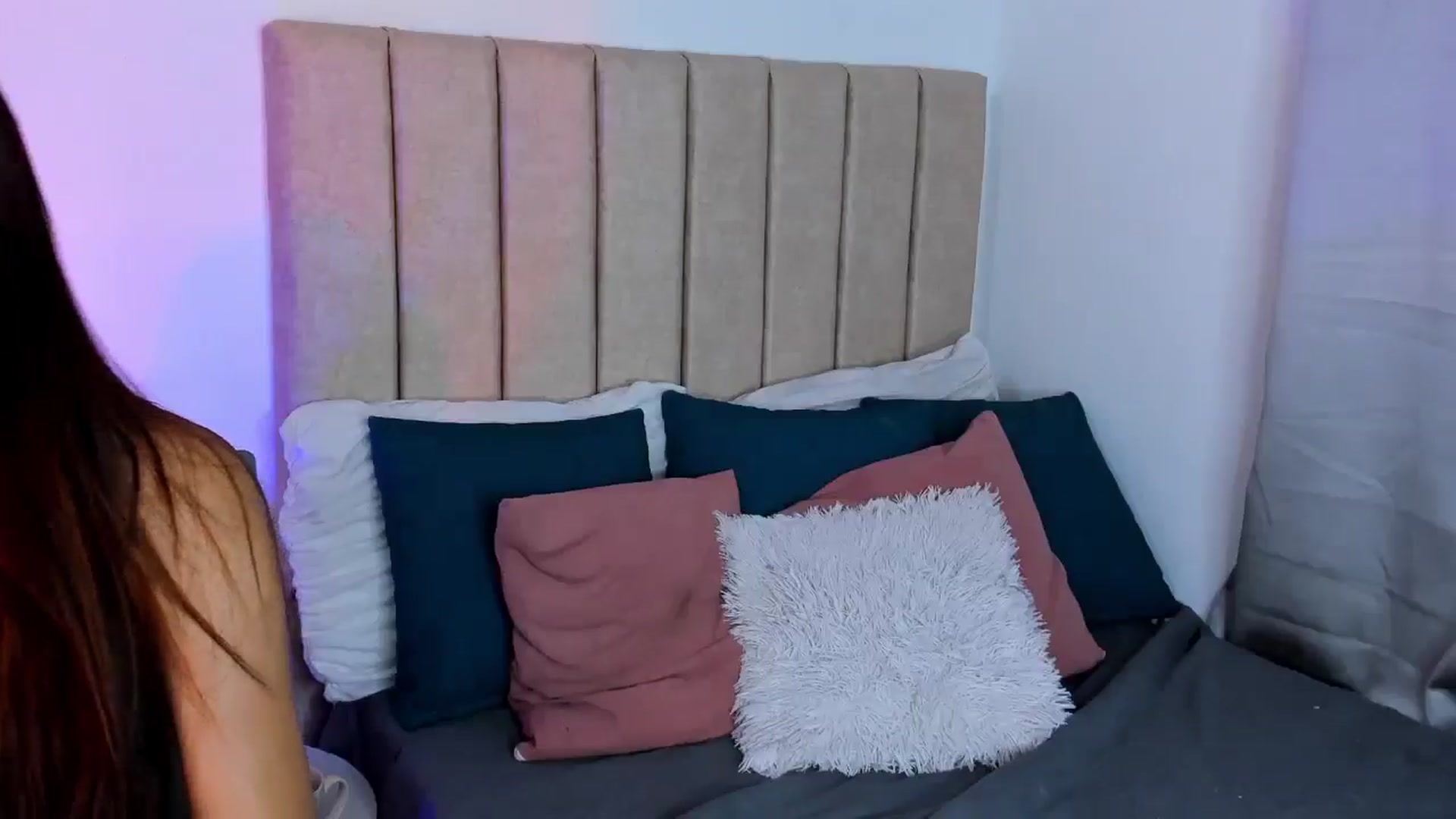 Gallery image thumbnail from Tiffany_Reyy's myfreecams stream on, 06/10/2025, 12:46 image 16 of 20