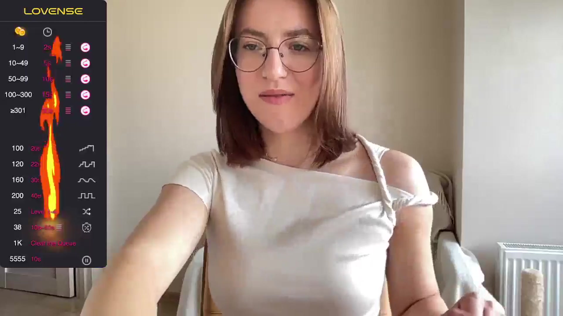 Gallery image thumbnail from Tiffany_Swift's myfreecams stream on, 05/27/2025, 10:04 image 15 of 20