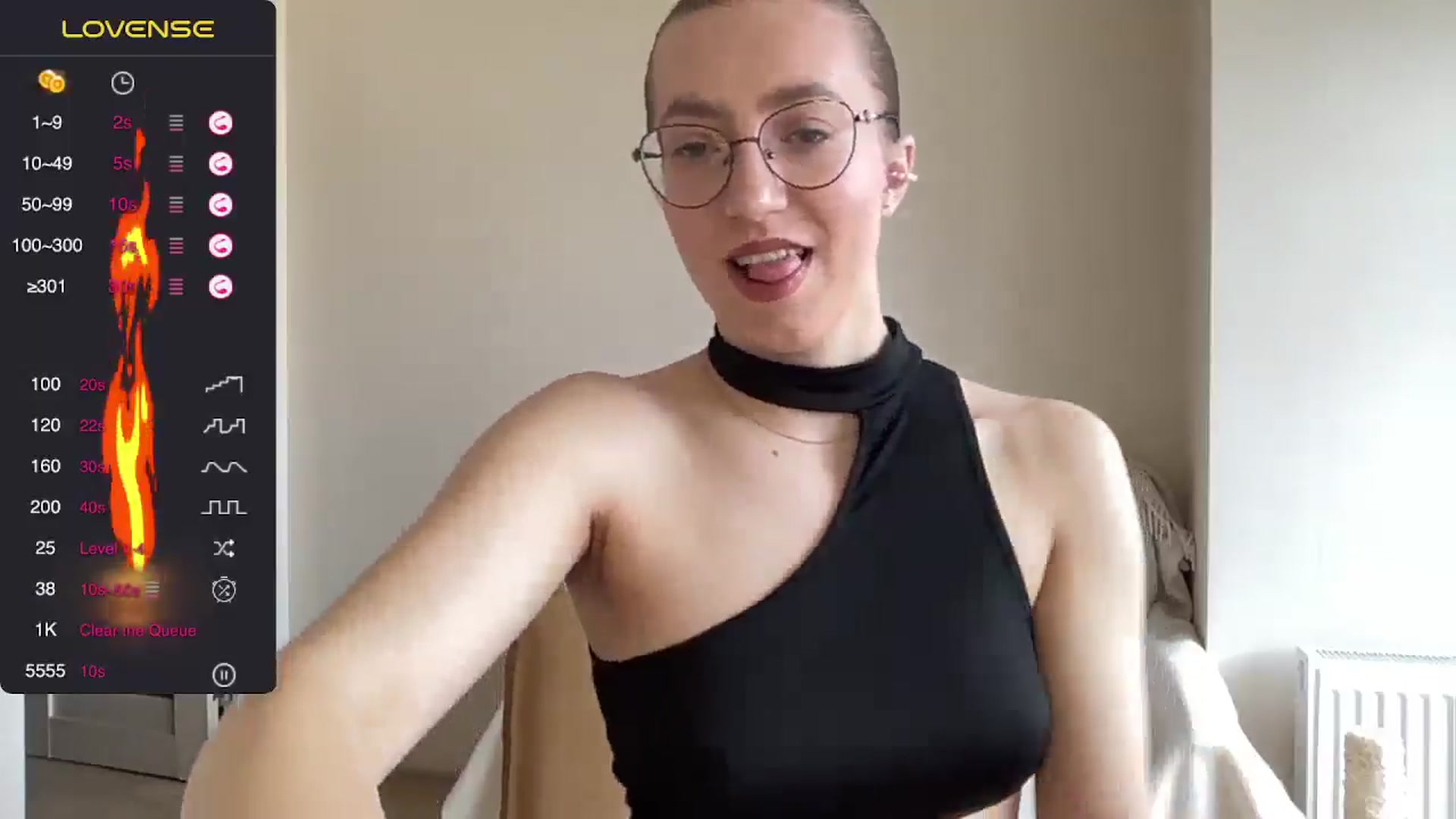 Gallery image thumbnail from Tiffany_Swift's myfreecams stream on, 05/29/2025, 10:55 image 6 of 20