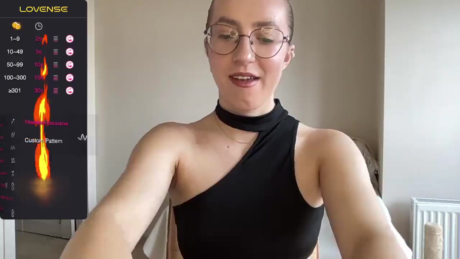 Gallery image thumbnail from Tiffany_Swift's myfreecams stream on, 05/29/2025, 12:44 image 7 of 20