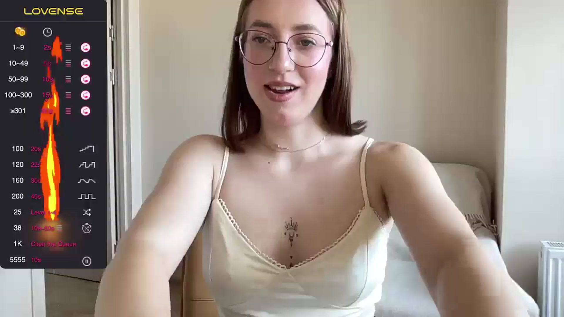 Gallery image thumbnail from Tiffany_Swift's myfreecams stream on, 06/23/2025, 08:24 image 5 of 20
