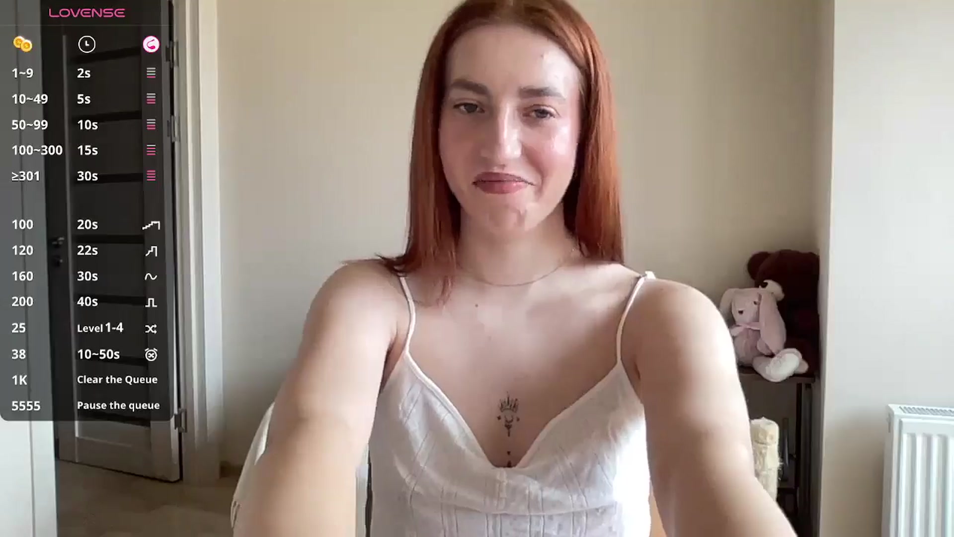 Gallery image thumbnail from Tiffany_Swift's myfreecams stream on, 12/22/2025, 10:54 image 17 of 20