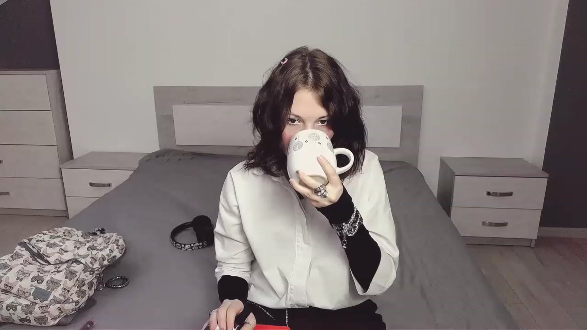Gallery image thumbnail from Tiffanyy_Moon's myfreecams stream on, 03/30/2023, 16:20 image 2 of 20
