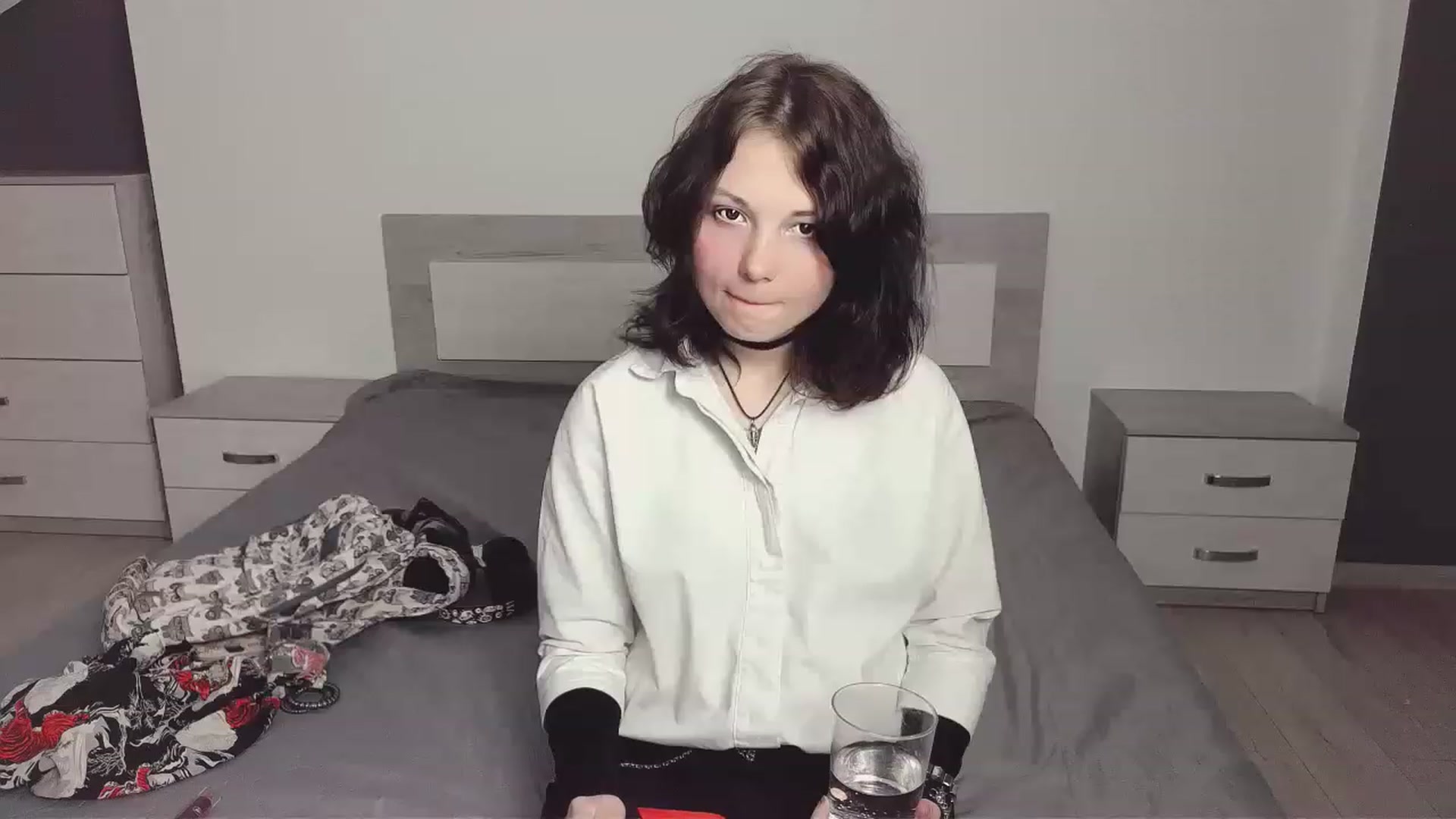 Gallery image thumbnail from Tiffanyy_Moon's myfreecams stream on, 03/30/2023, 16:20 image 17 of 20