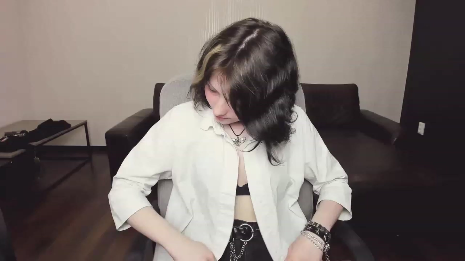 Gallery image thumbnail from Tiffanyy_Moon's myfreecams stream on, 05/06/2023, 16:34 image 11 of 20