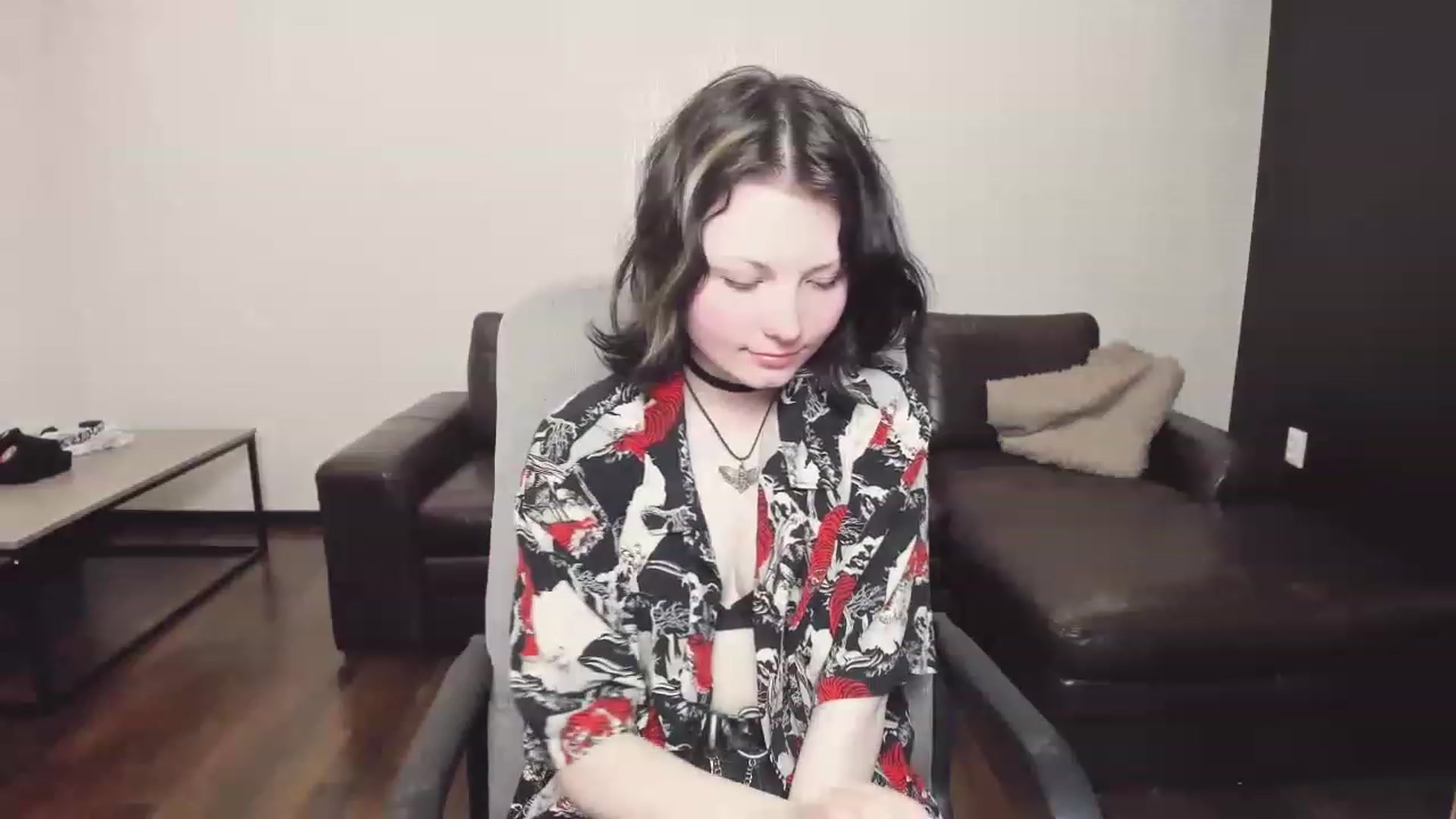 Gallery image thumbnail from Tiffanyy_Moon's myfreecams stream on, 05/13/2023, 16:39 image 15 of 20