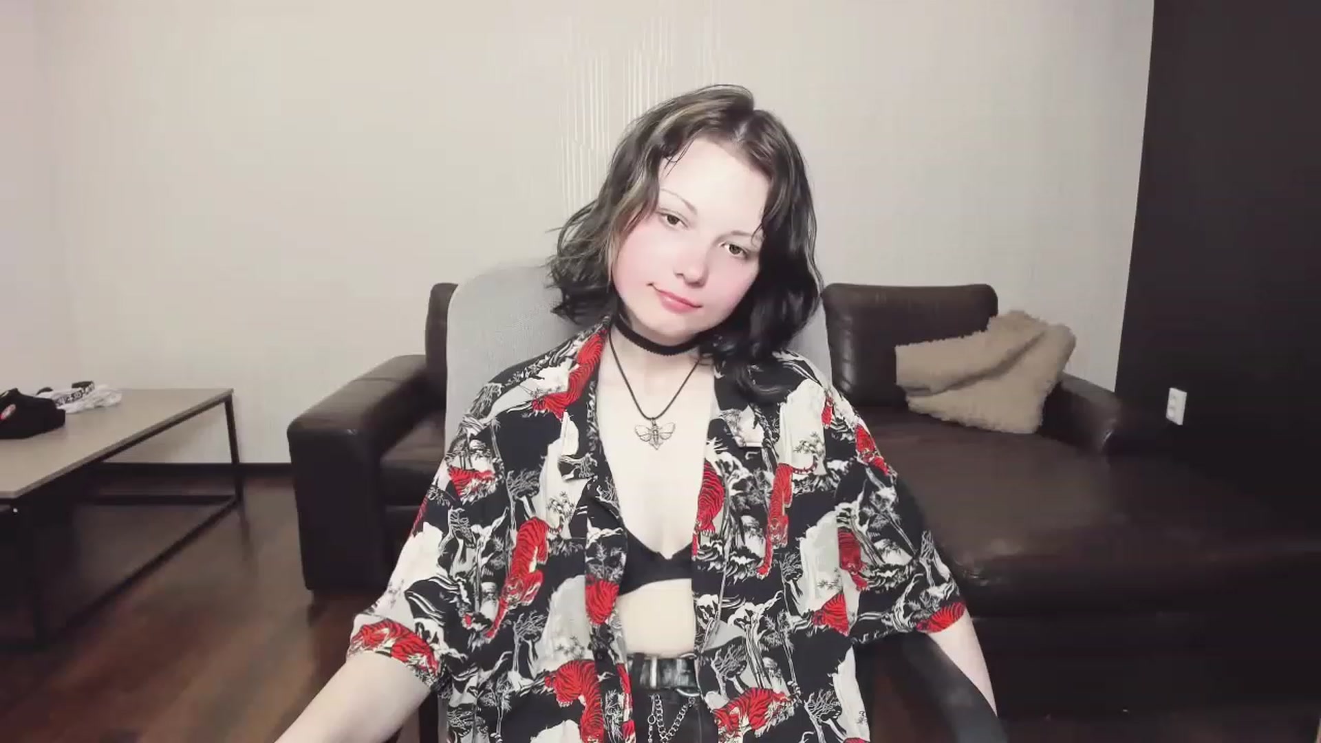 Gallery image thumbnail from Tiffanyy_Moon's myfreecams stream on, 05/13/2023, 16:39 image 10 of 20