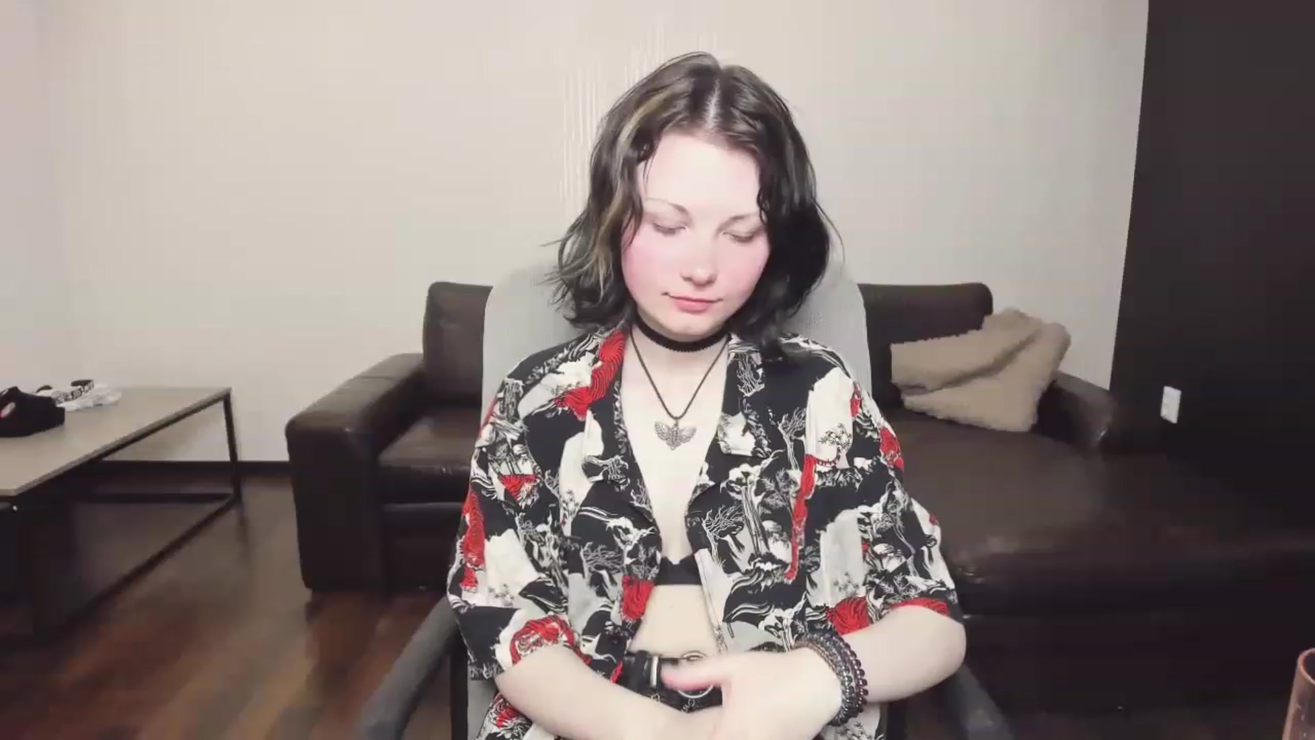Gallery image thumbnail from Tiffanyy_Moon's myfreecams stream on, 05/13/2023, 16:39 image 3 of 20