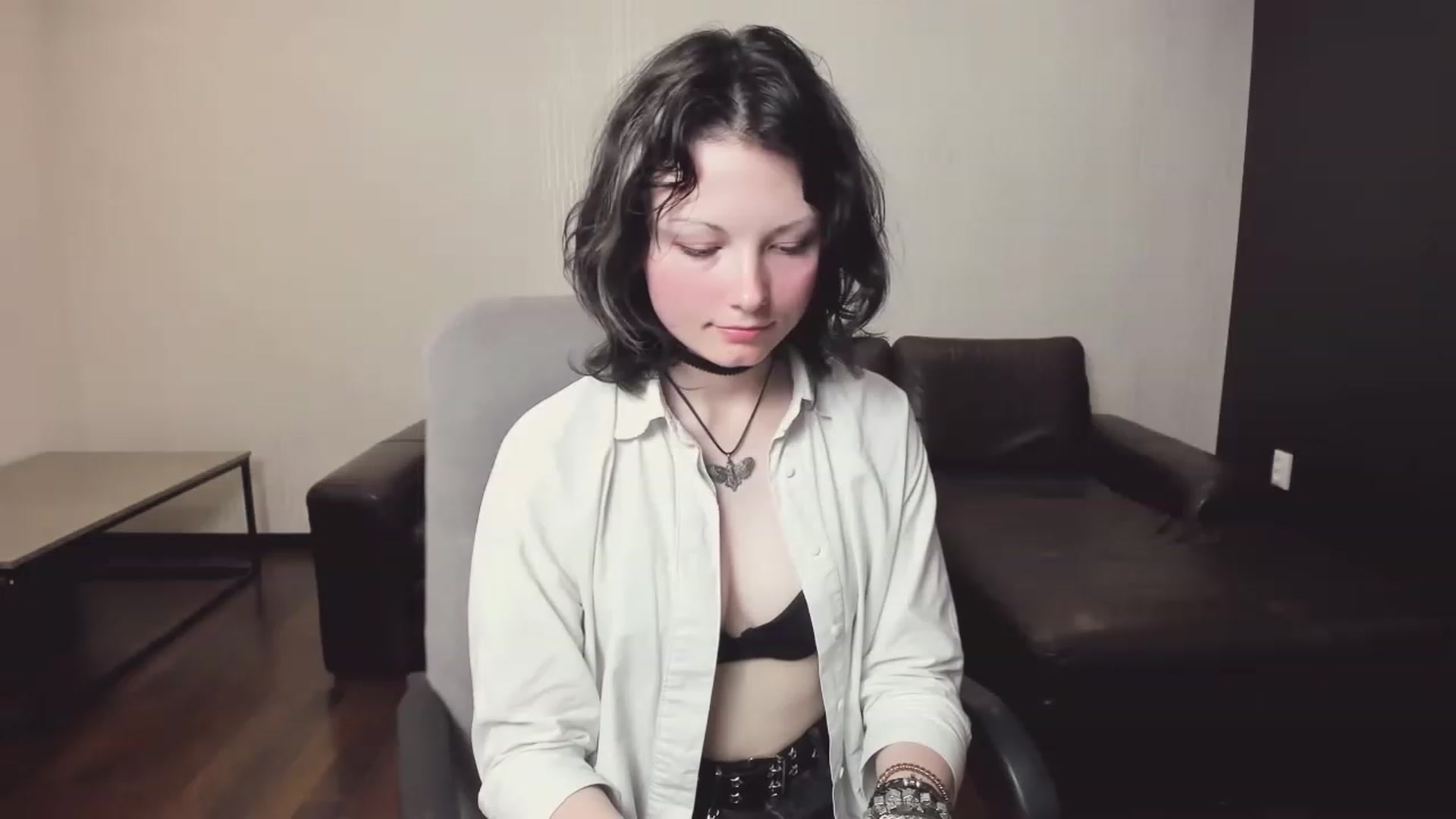 Gallery image thumbnail from Tiffanyy_Moon's myfreecams stream on, 06/17/2023, 16:06 image 19 of 20