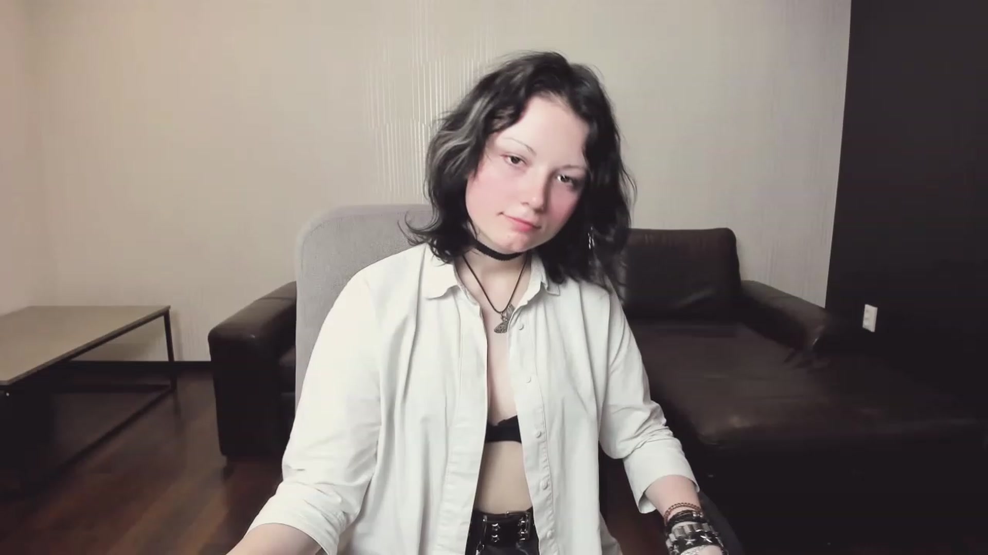 Gallery image thumbnail from Tiffanyy_Moon's myfreecams stream on, 06/17/2023, 16:06 image 7 of 20