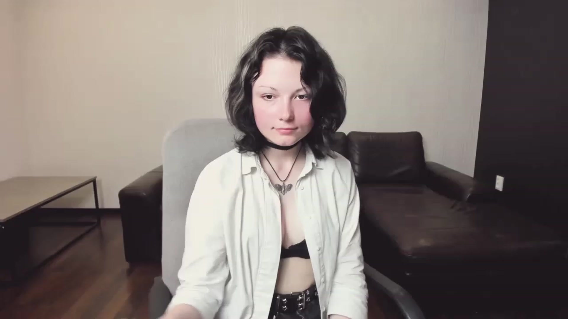 Gallery image thumbnail from Tiffanyy_Moon's myfreecams stream on, 06/17/2023, 16:06 image 2 of 20