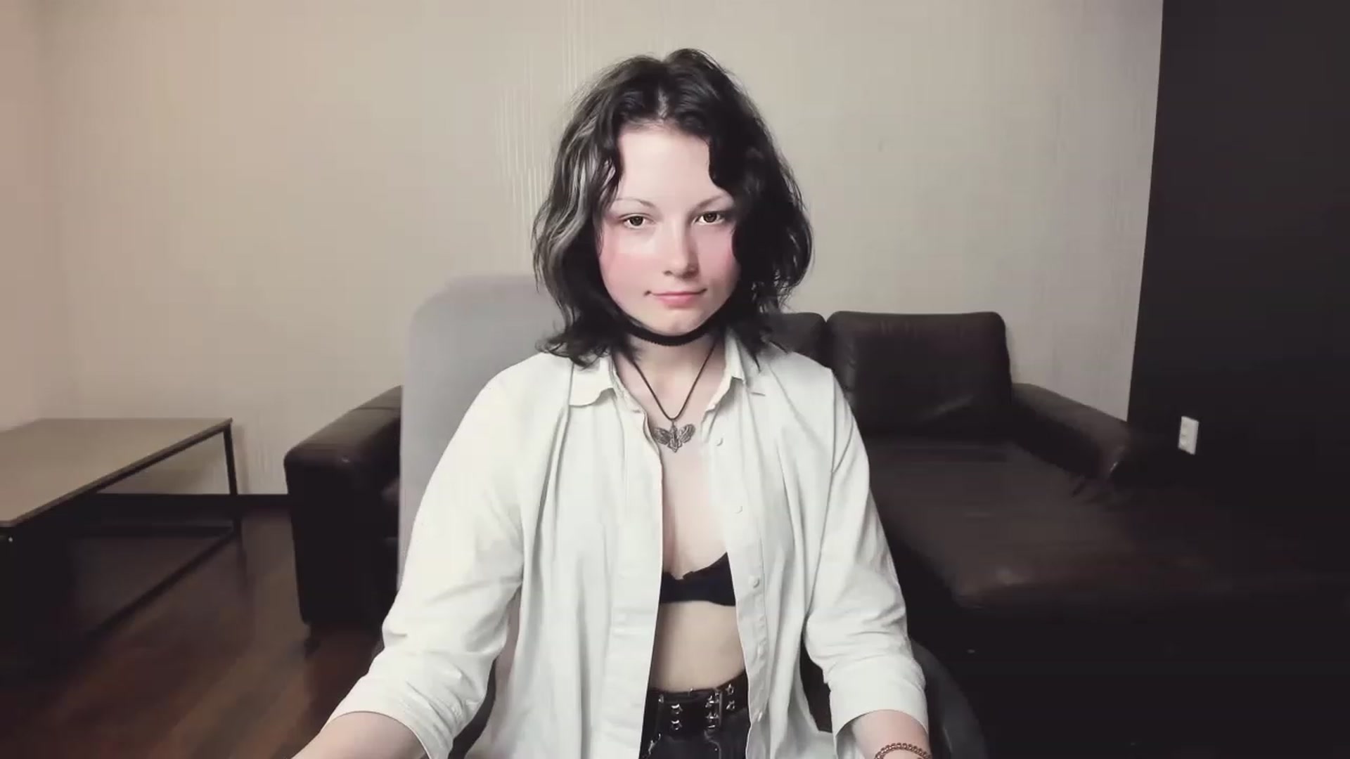 Gallery image thumbnail from Tiffanyy_Moon's myfreecams stream on, 06/17/2023, 16:06 image 17 of 20