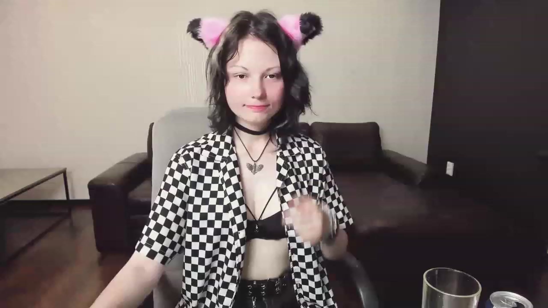 Gallery image thumbnail from Tiffanyy_Moon's myfreecams stream on, 06/25/2023, 16:31 image 7 of 20