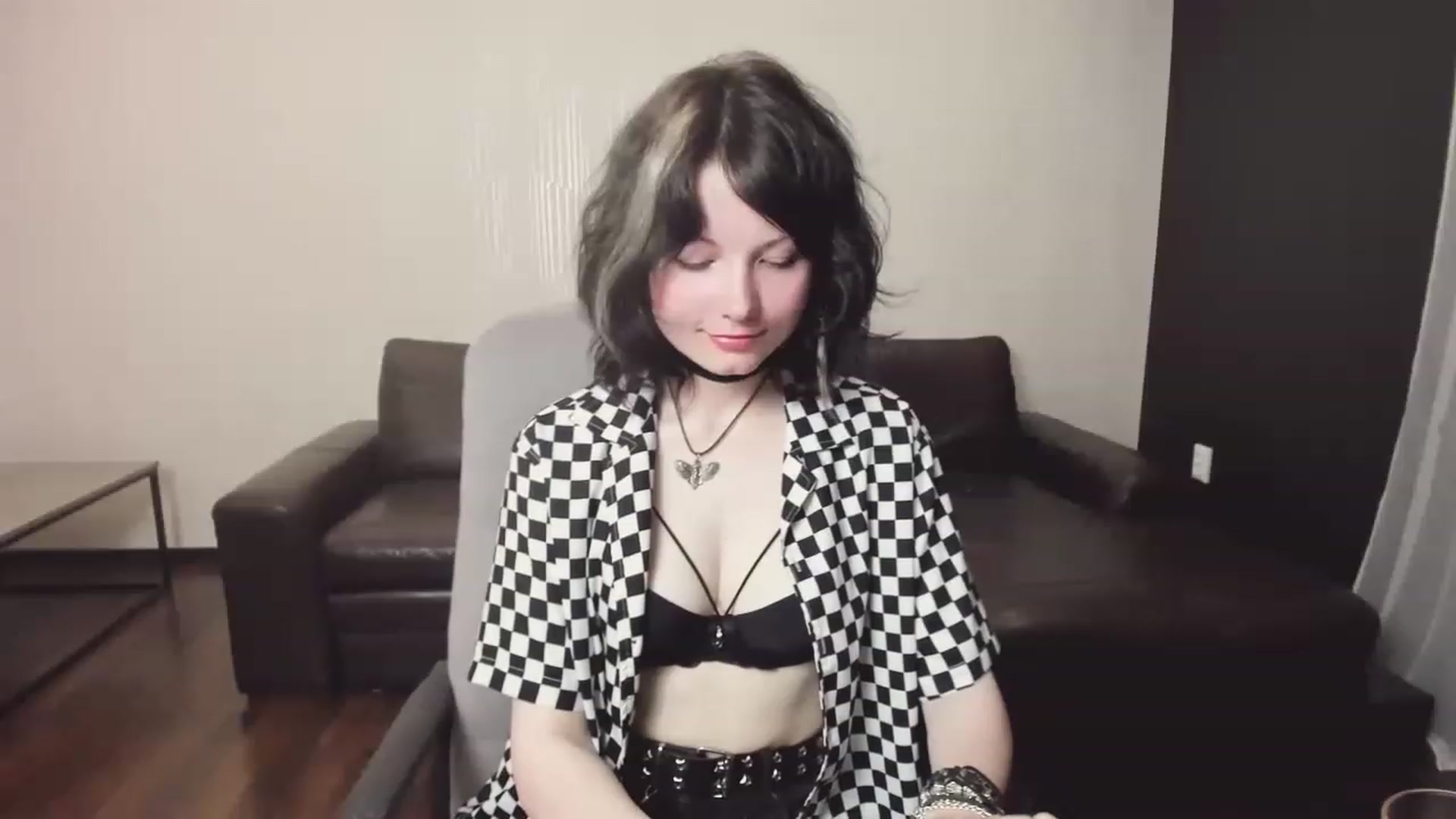 Gallery image thumbnail from Tiffanyy_Moon's myfreecams stream on, 06/27/2023, 14:45 image 5 of 20