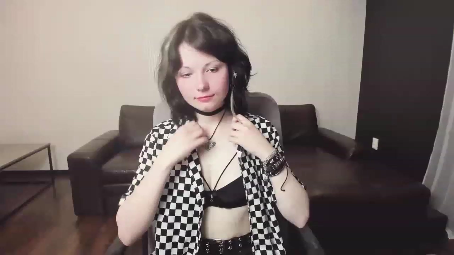 Gallery image thumbnail from Tiffanyy_Moon's myfreecams stream on, 06/27/2023, 14:45 image 3 of 20