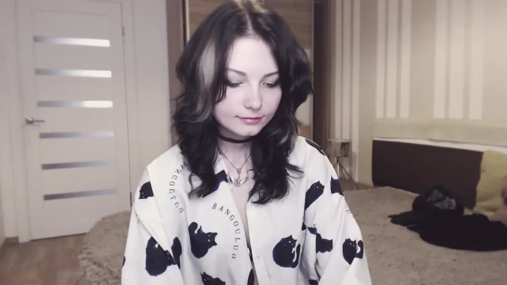 Gallery image thumbnail from Tiffanyy_Moon's myfreecams stream on, 06/20/2024, 11:14 image 18 of 20