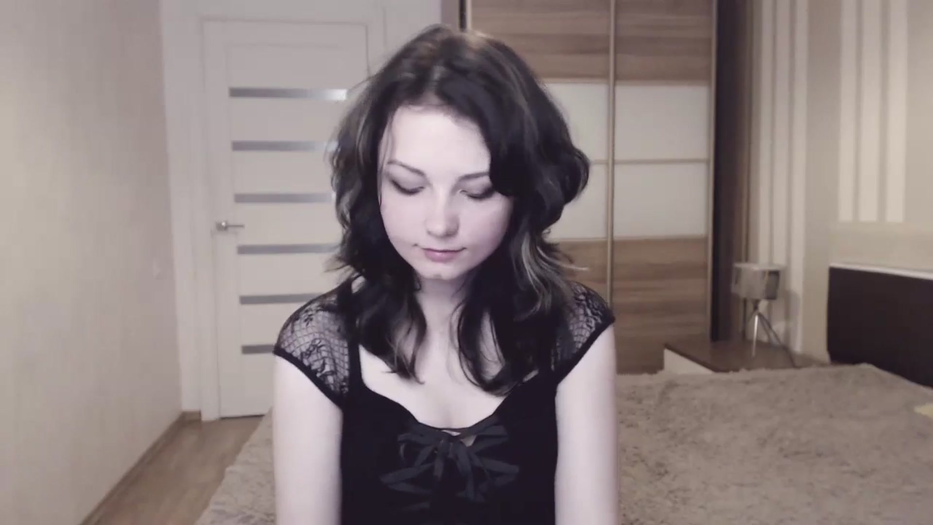 Gallery image thumbnail from Tiffanyy_Moon's myfreecams stream on, 06/21/2024, 09:57 image 2 of 20