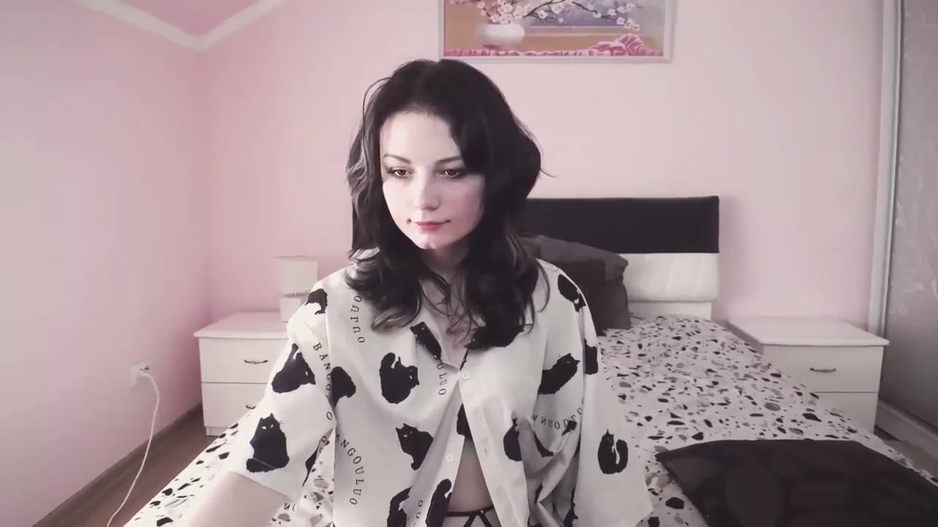 Gallery image thumbnail from Tiffanyy_Moon's myfreecams stream on, 06/22/2024, 09:05 image 4 of 20