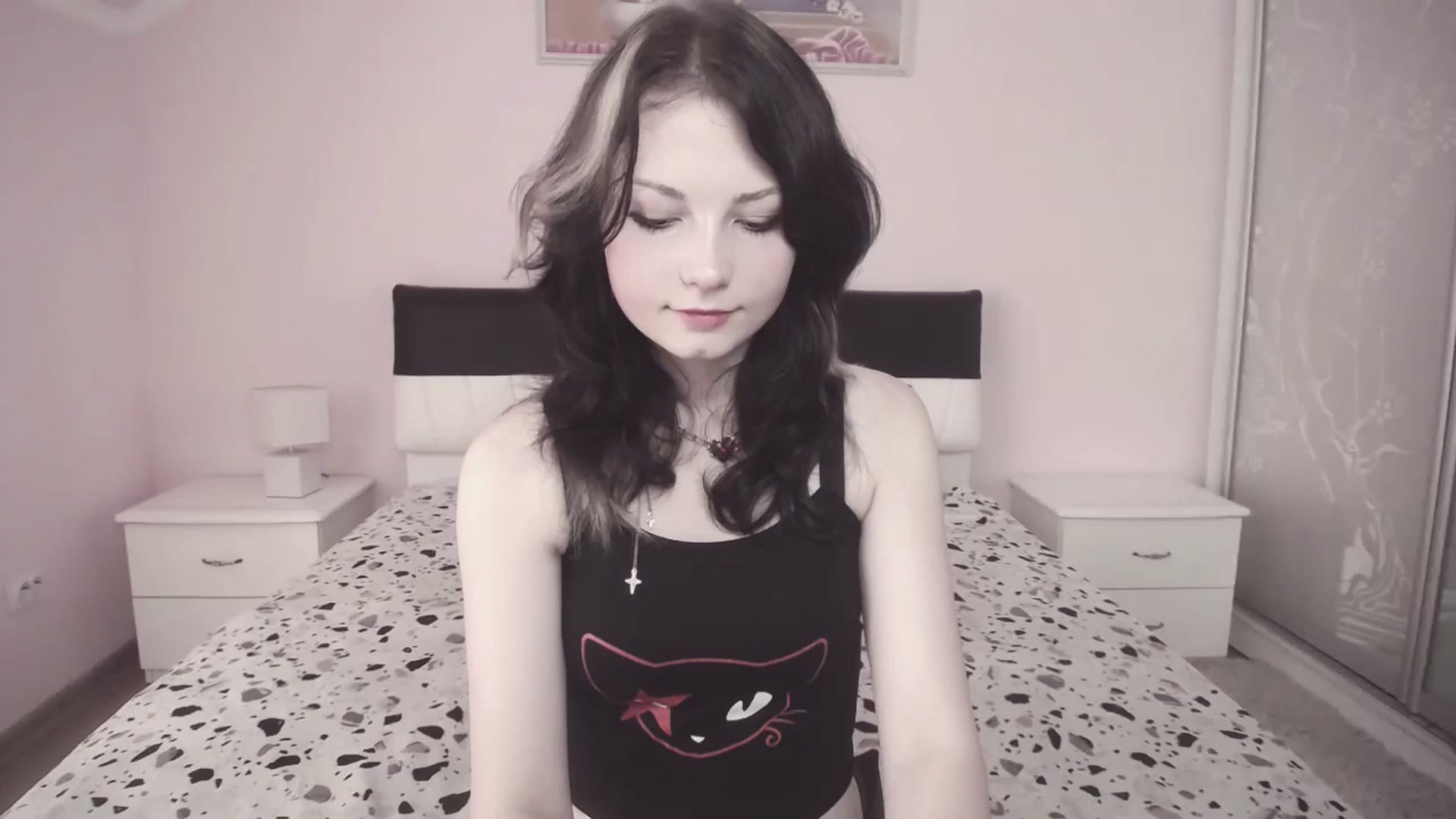 Gallery image thumbnail from Tiffanyy_Moon's myfreecams stream on, 08/03/2024, 10:28 image 9 of 20