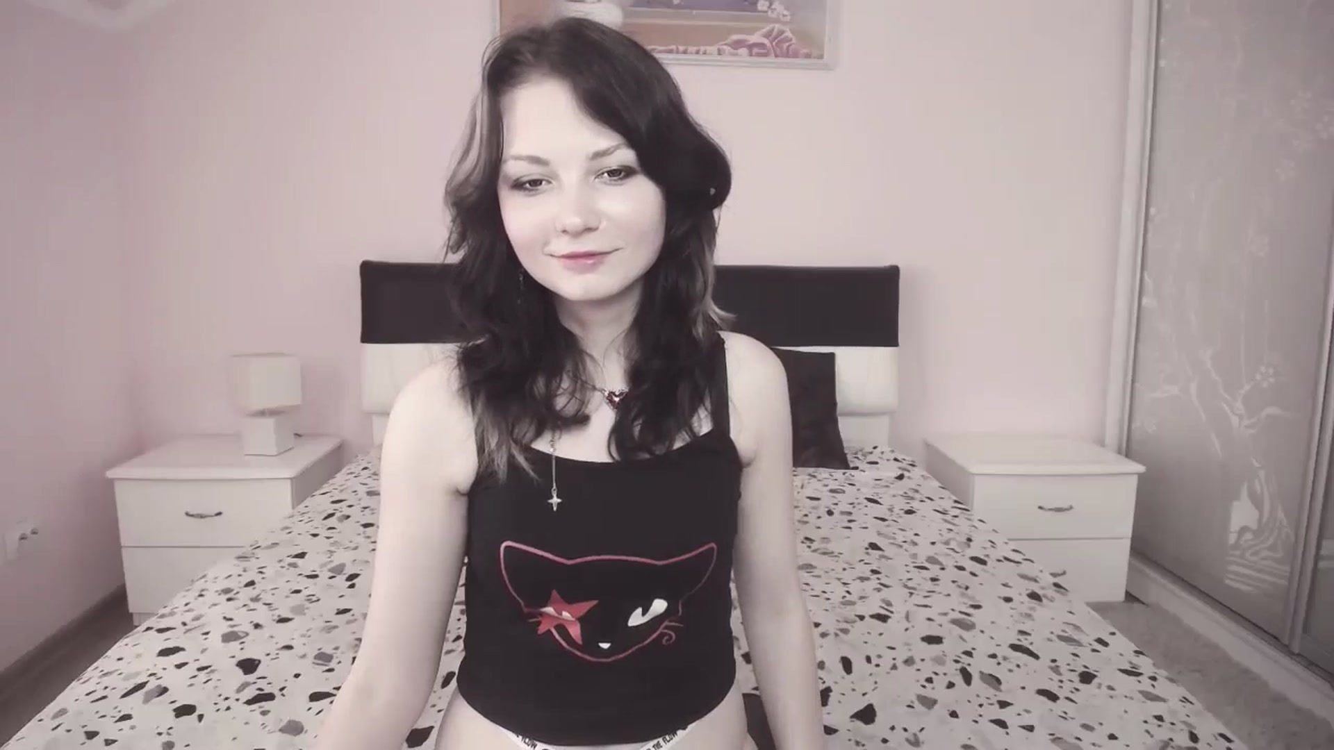 Gallery image thumbnail from Tiffanyy_Moon's myfreecams stream on, 08/03/2024, 10:28 image 16 of 20
