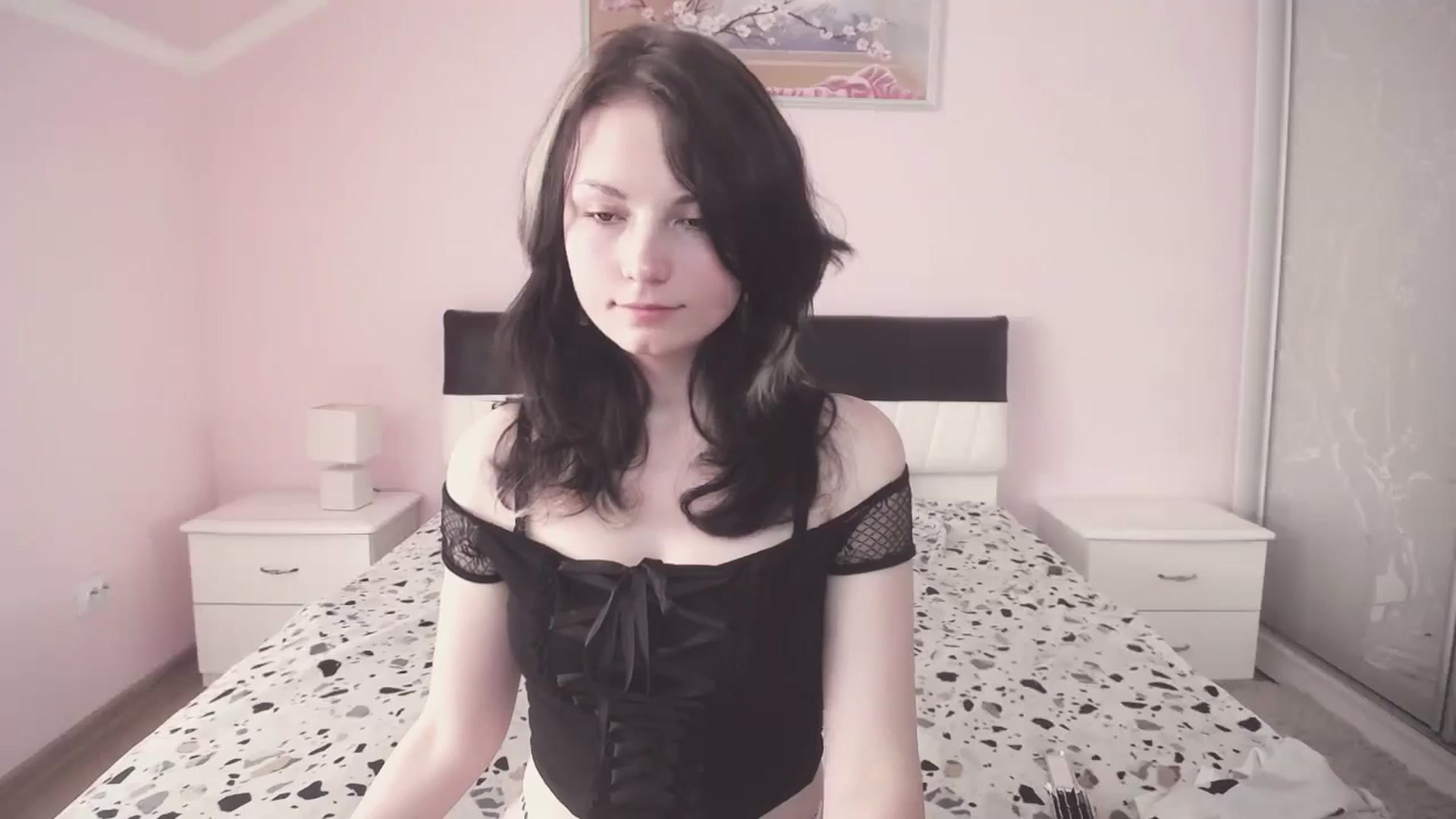 Gallery image thumbnail from Tiffanyy_Moon's myfreecams stream on, 08/12/2024, 09:04 image 3 of 20
